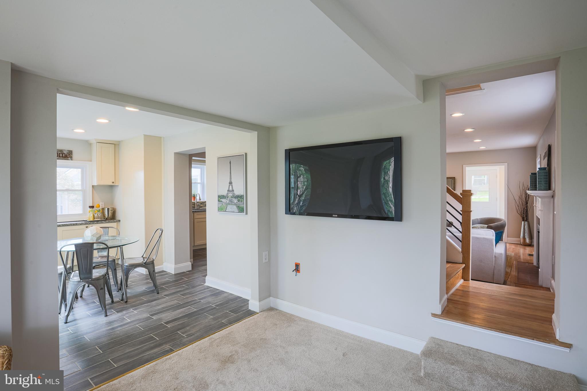 IDLEWOOD - Residential