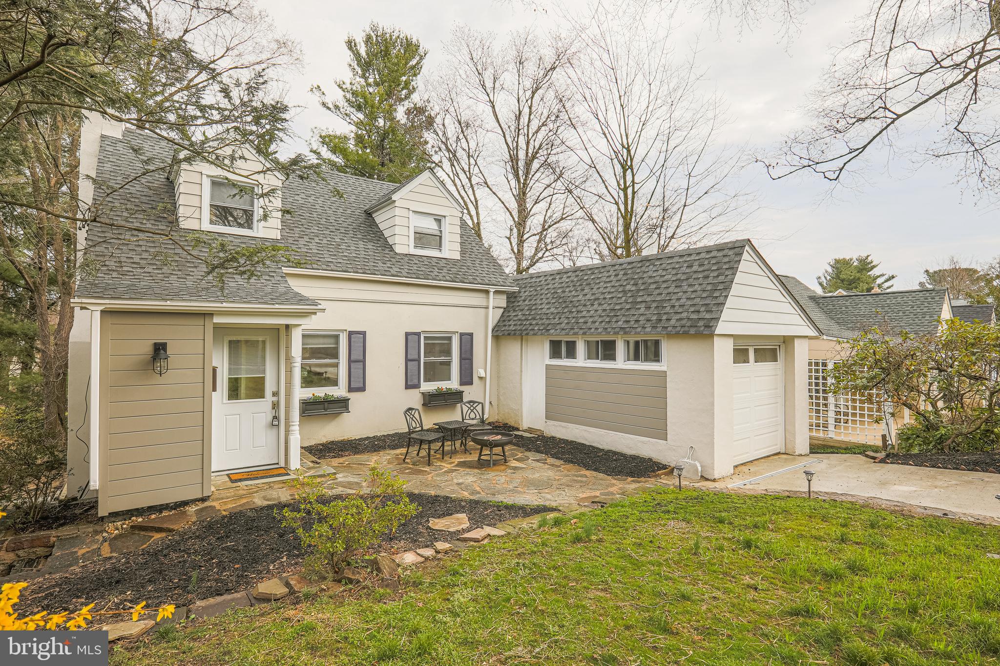 IDLEWOOD - Residential