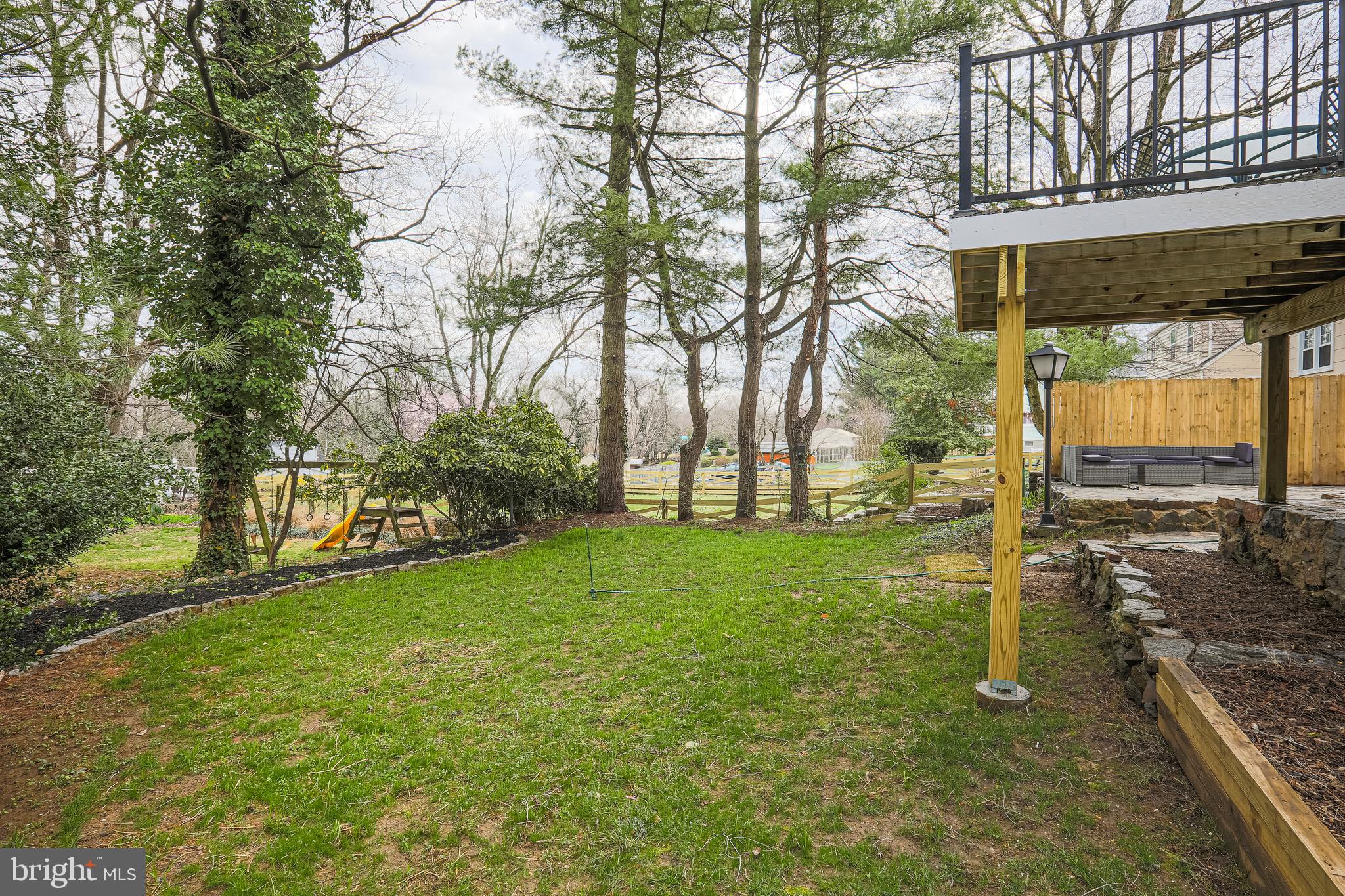 IDLEWOOD - Residential