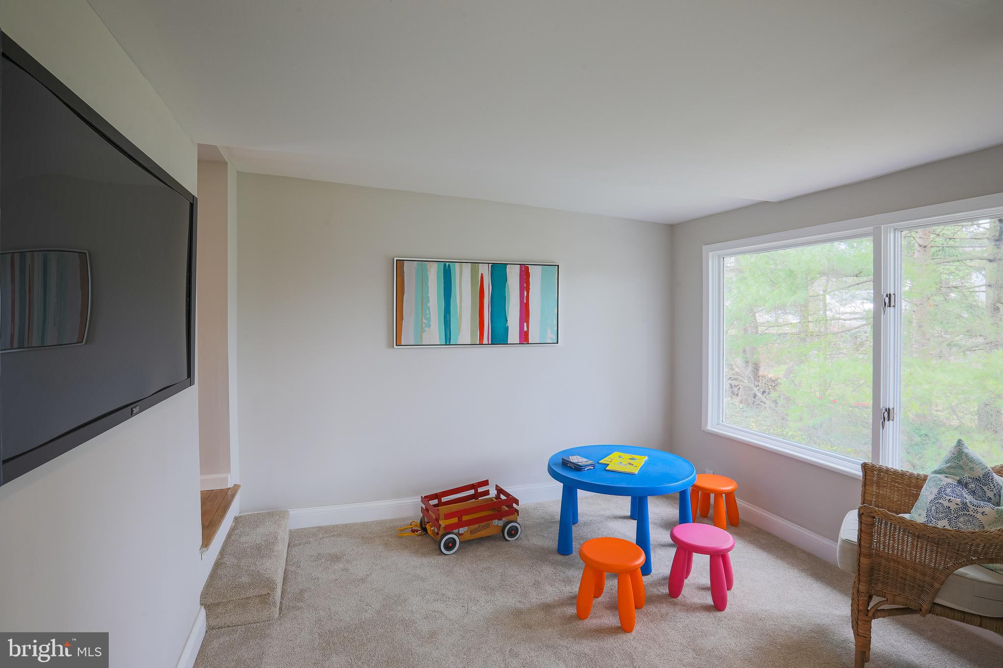 IDLEWOOD - Residential