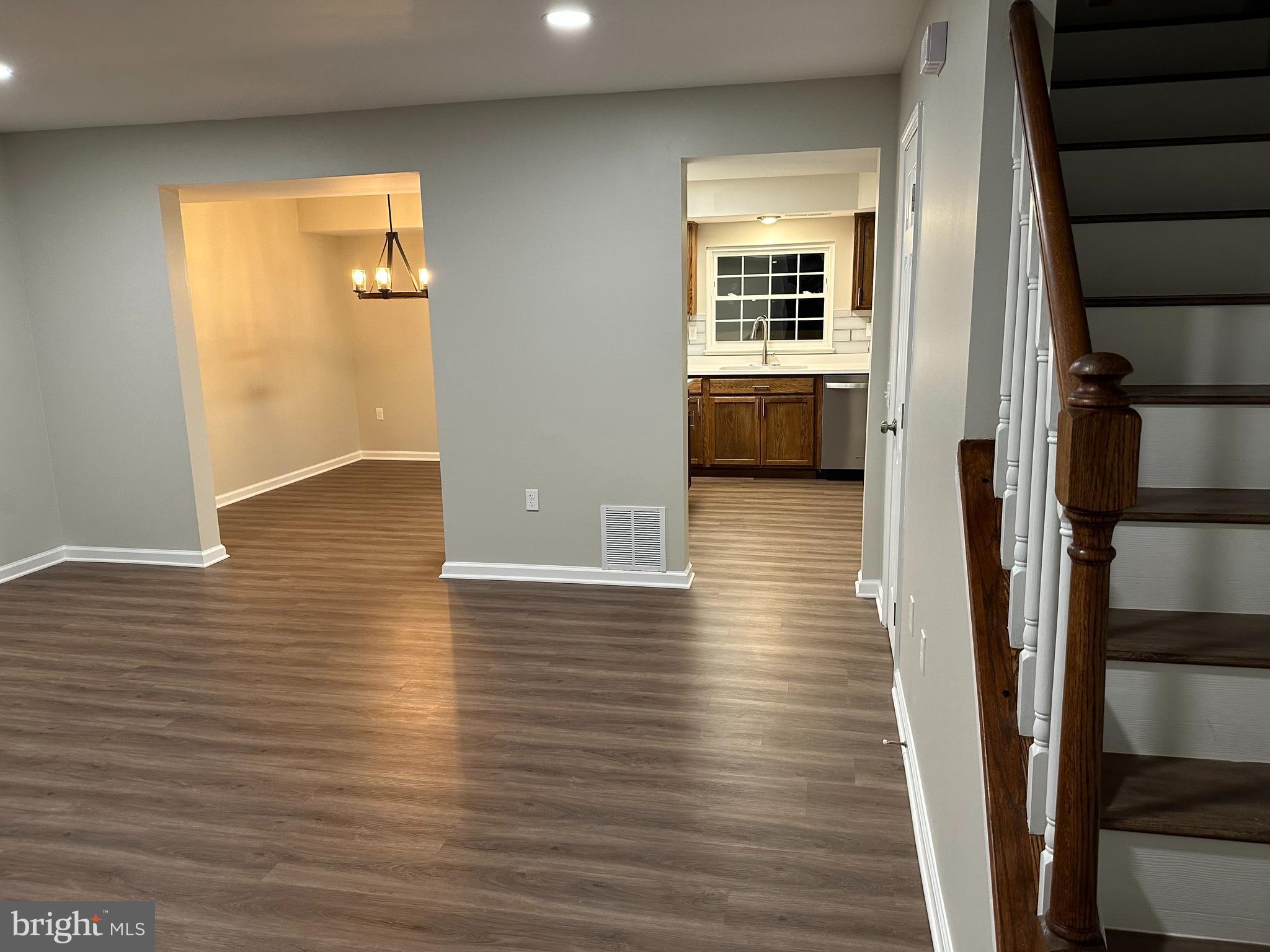 ST CHARLES SUB - LANCASTER - Residential Lease