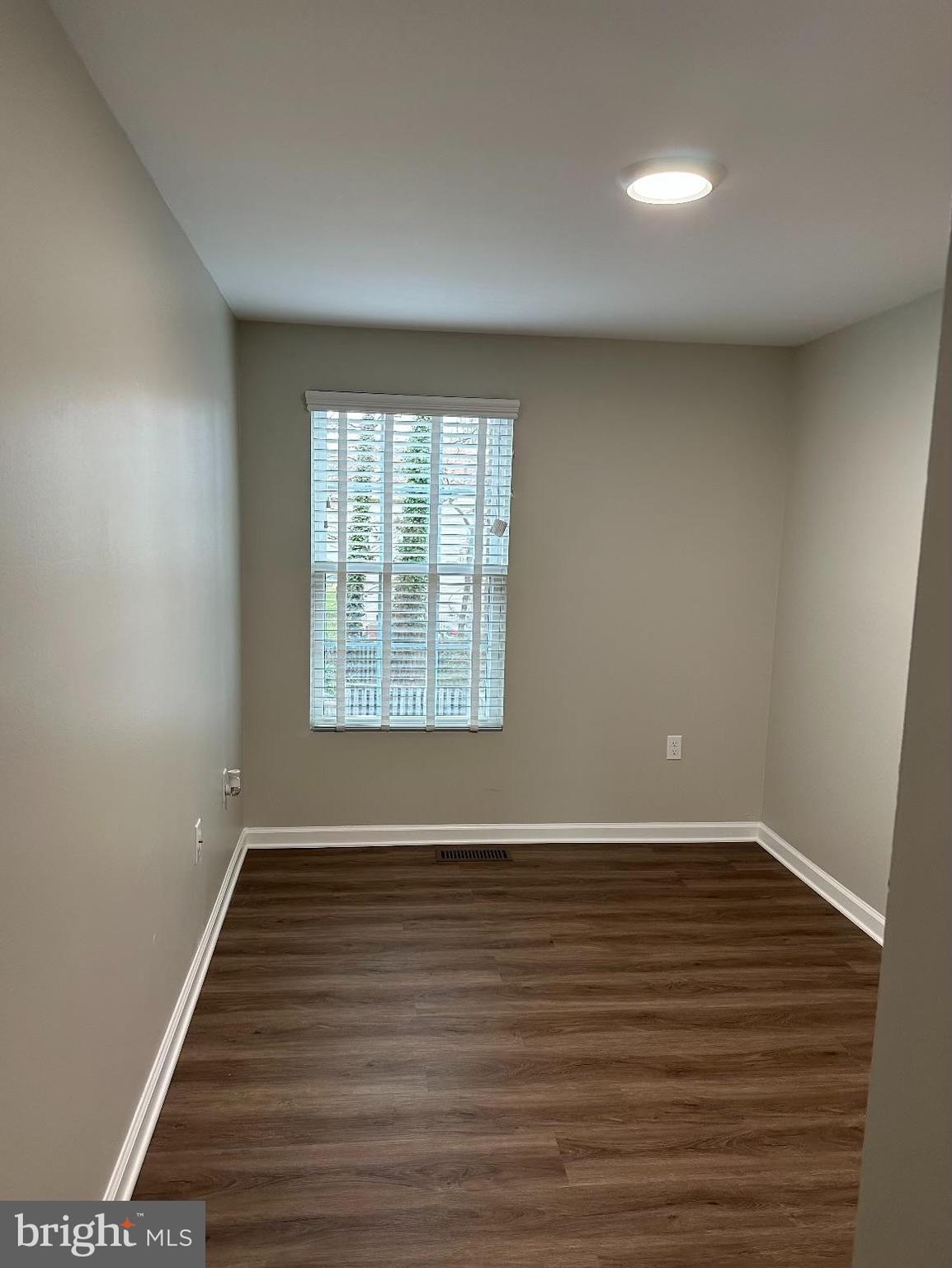 ST CHARLES SUB - LANCASTER - Residential Lease