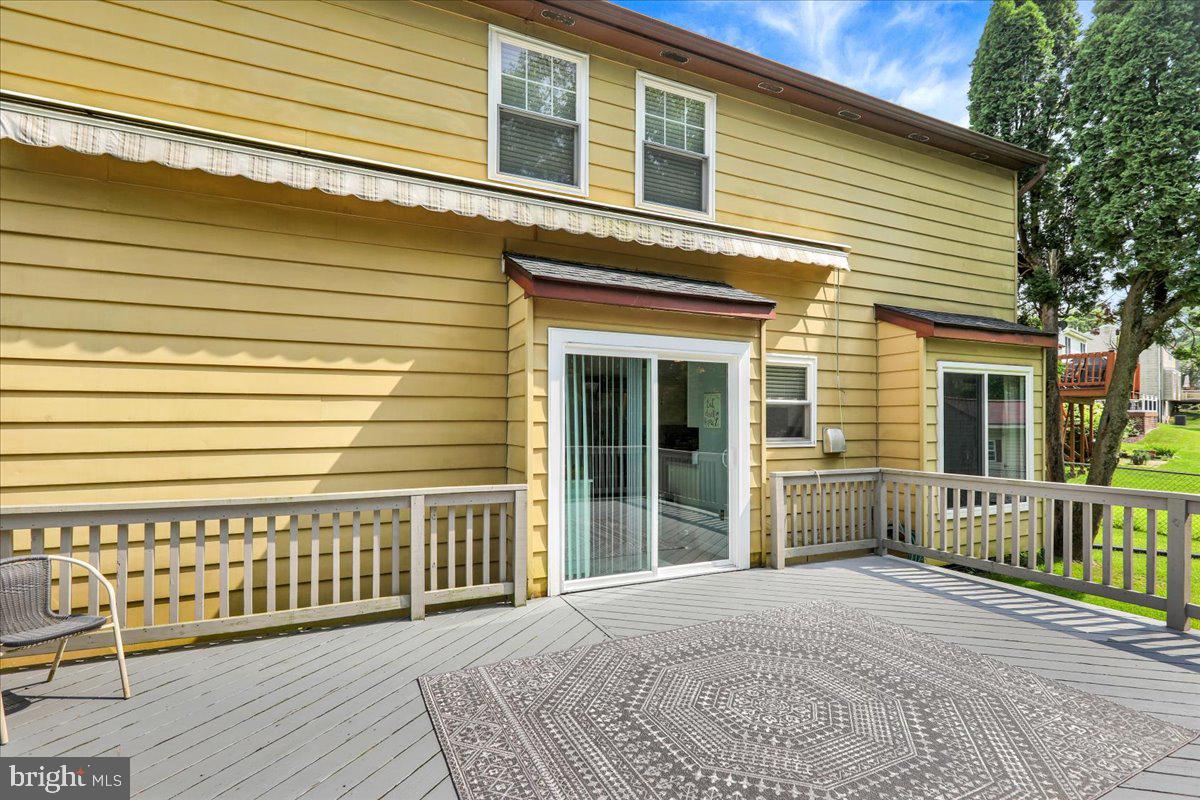 WHEATON HEIGHTS - Residential