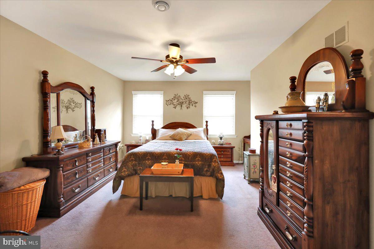 WHEATON HEIGHTS - Residential