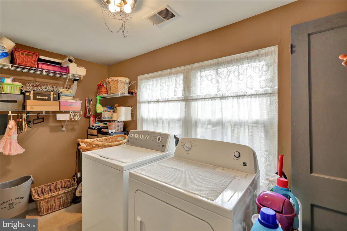 WHEATON HEIGHTS - Residential