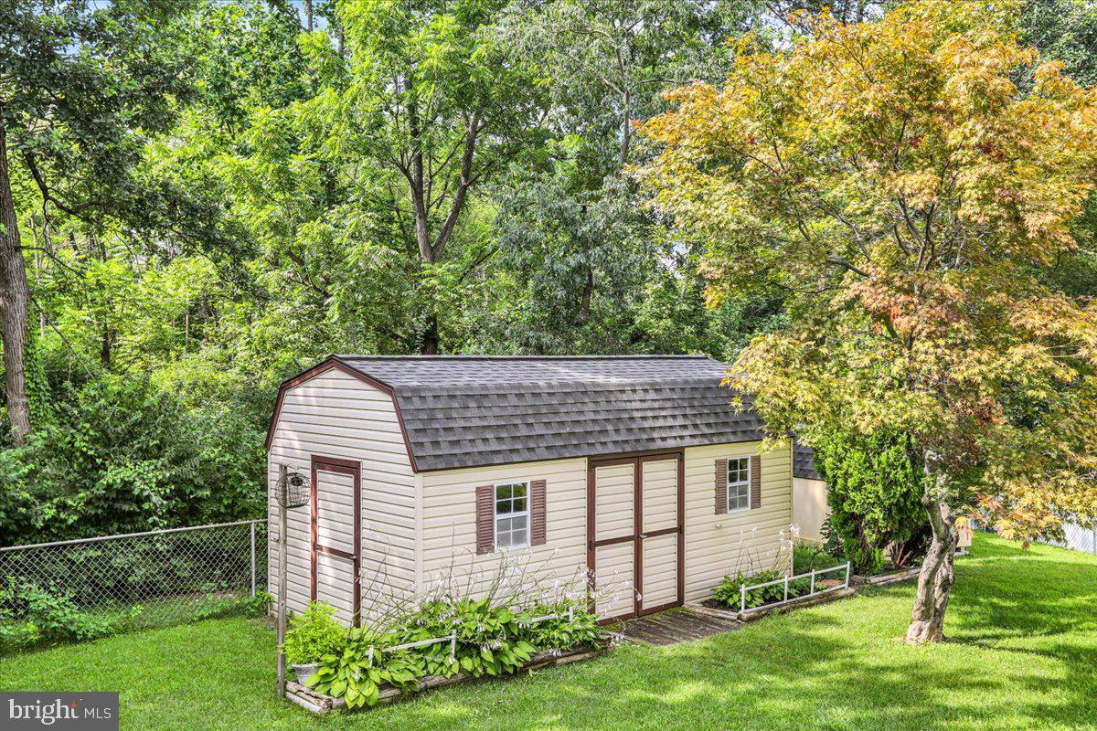 WHEATON HEIGHTS - Residential