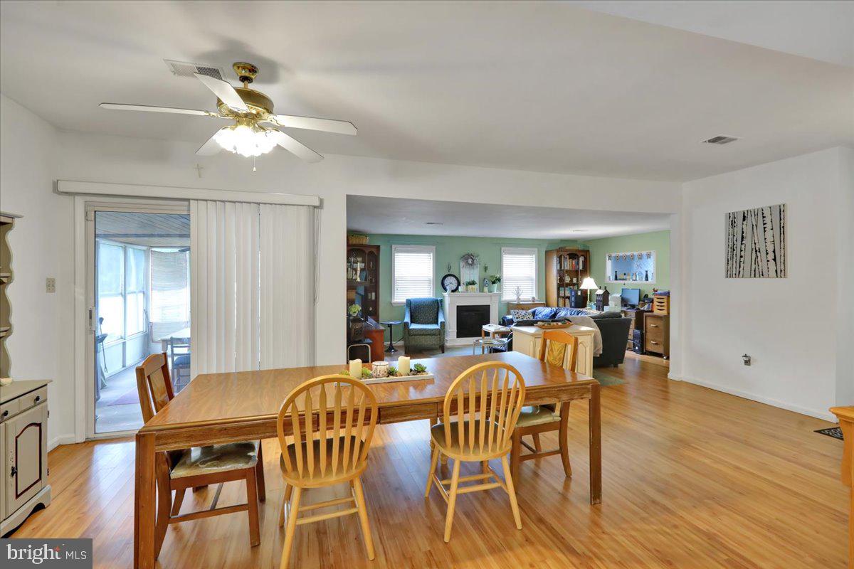 WHEATON HEIGHTS - Residential