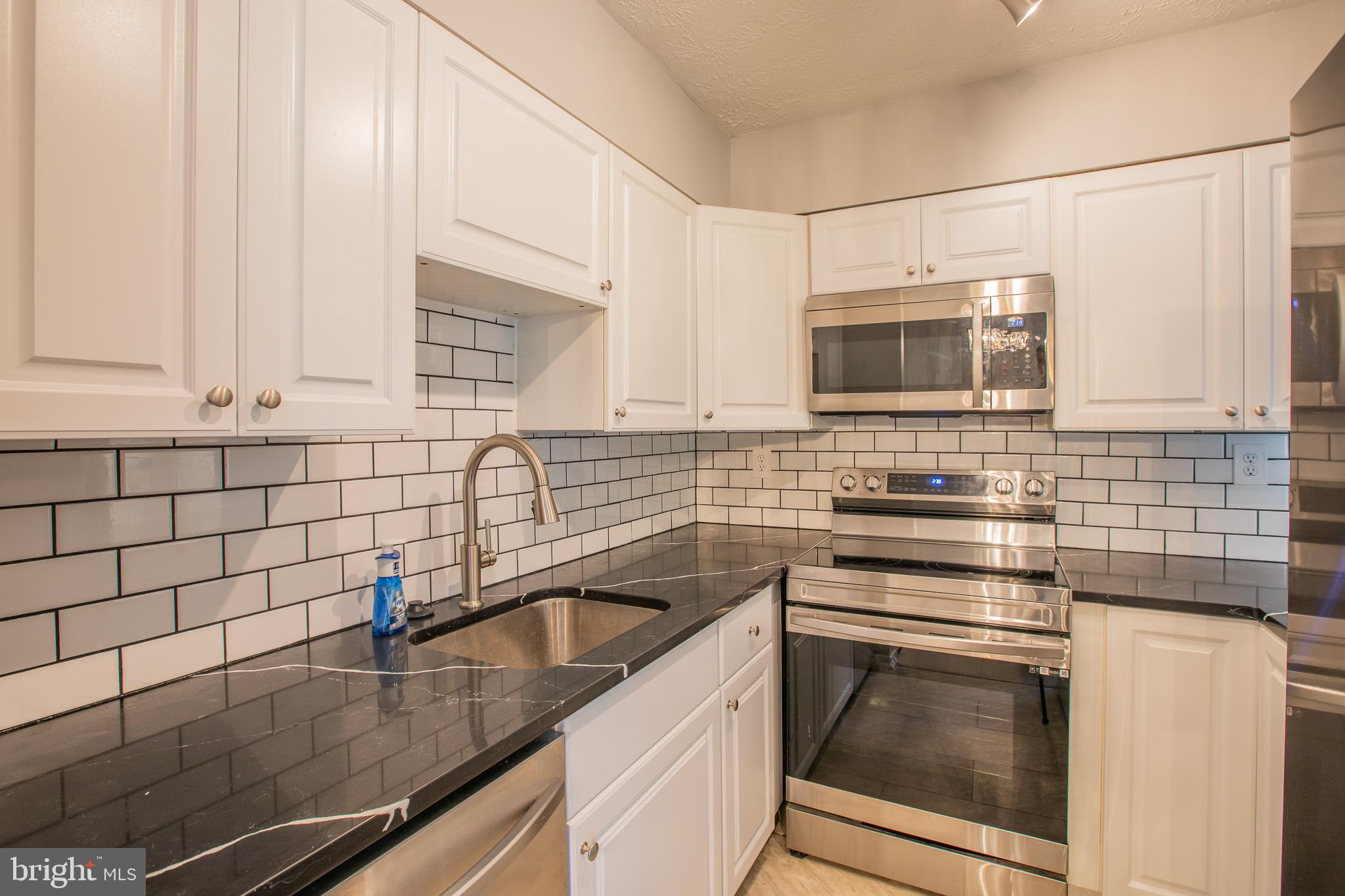 KINGS CONTRIVANCE - Residential Lease