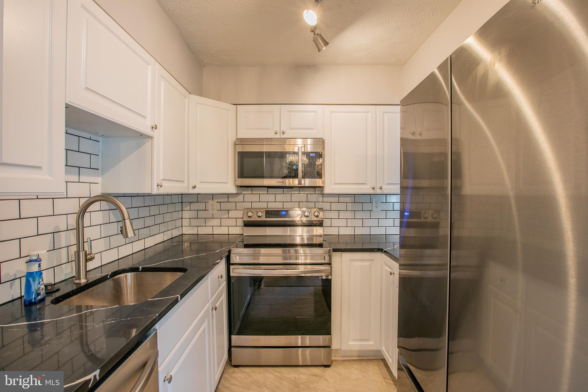 KINGS CONTRIVANCE - Residential Lease