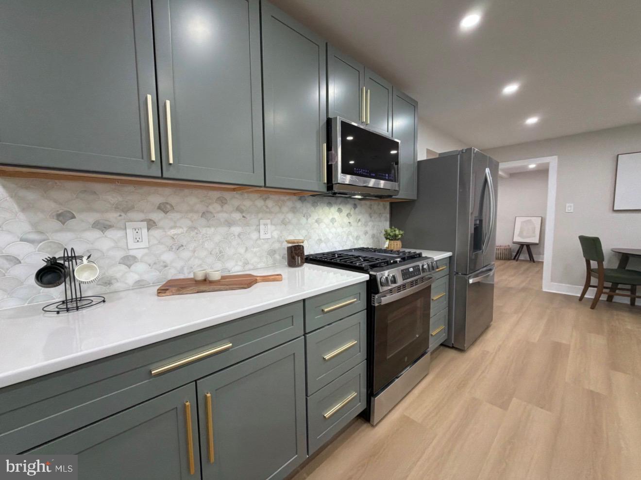 12607 ABBOTTSFORD CIRCLE