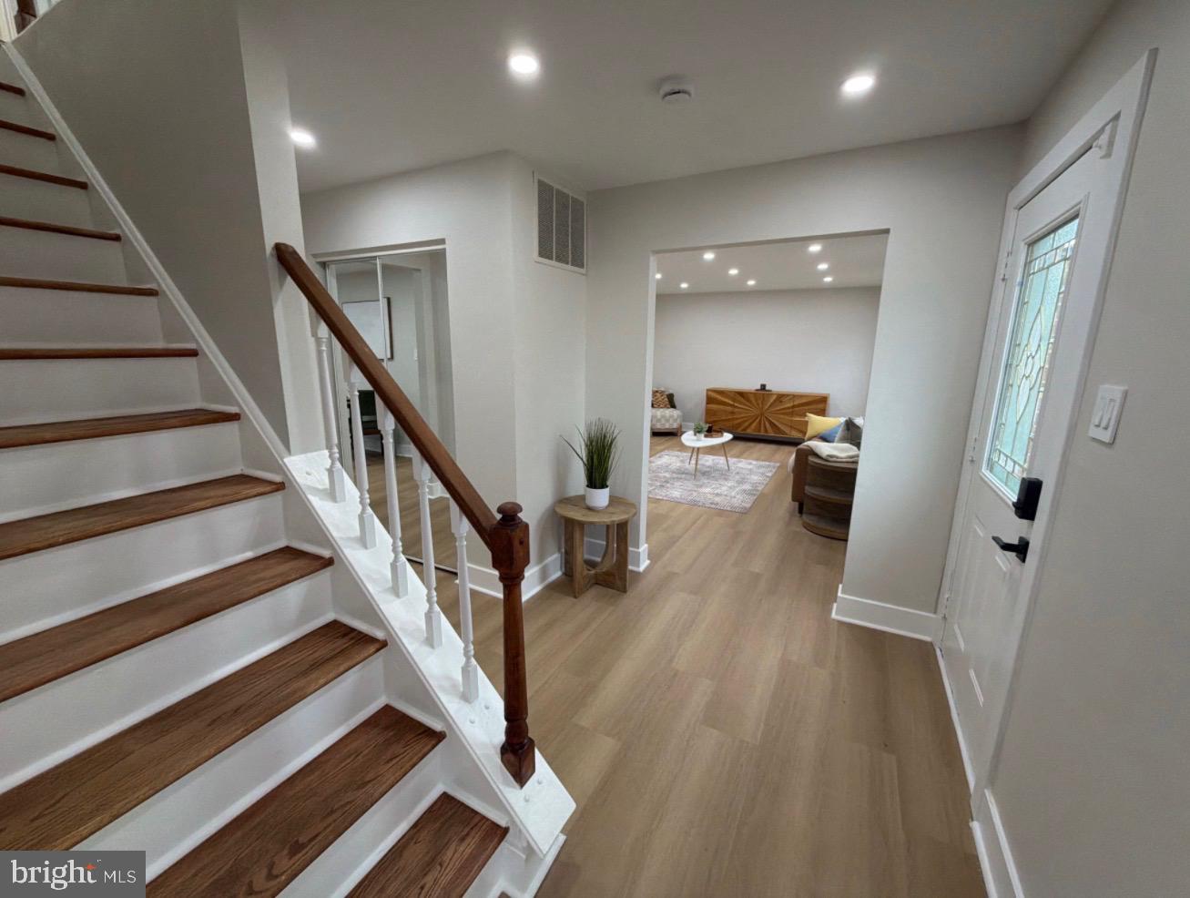 TANTALLON HILLS - Residential