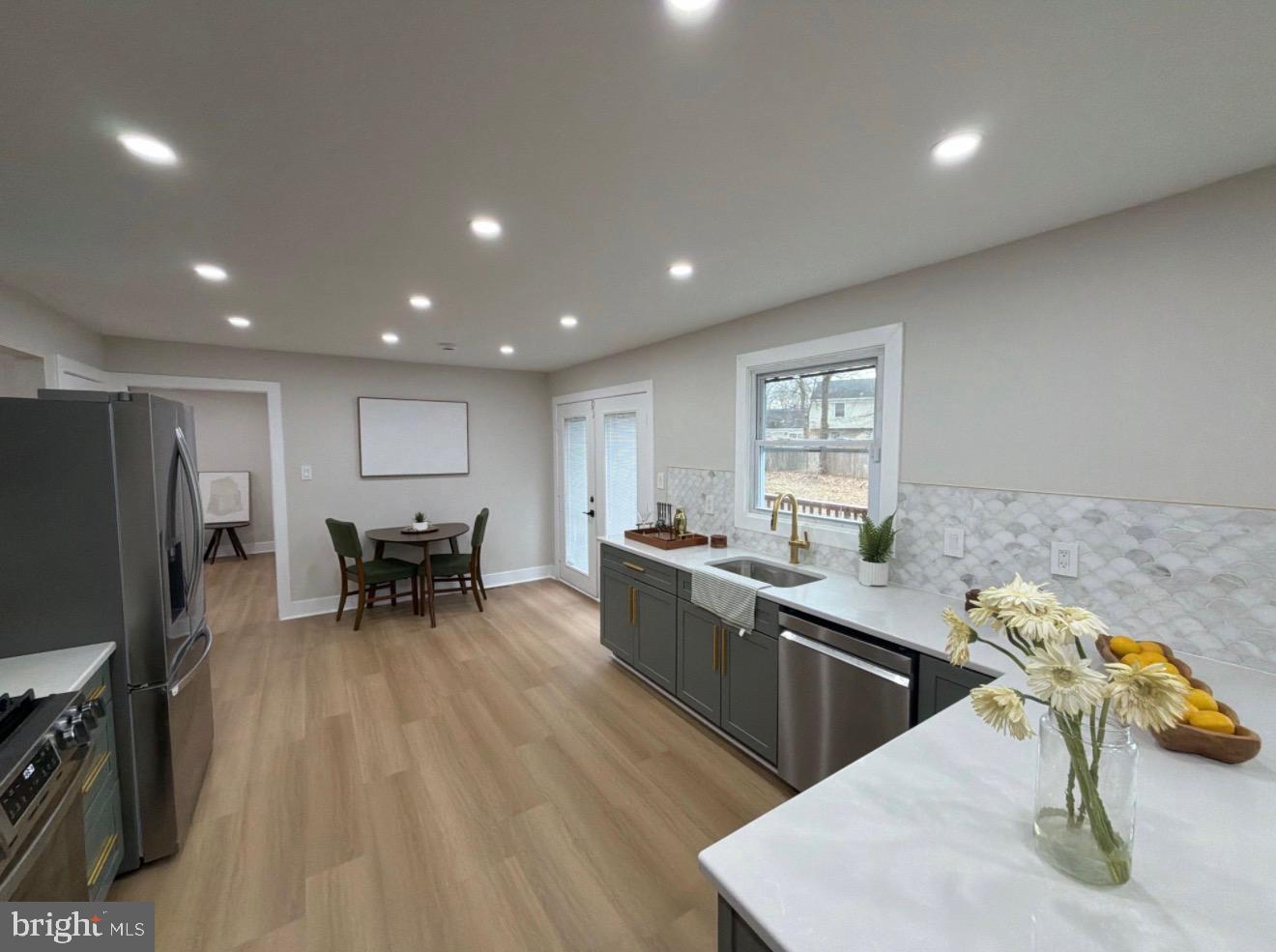 TANTALLON HILLS - Residential