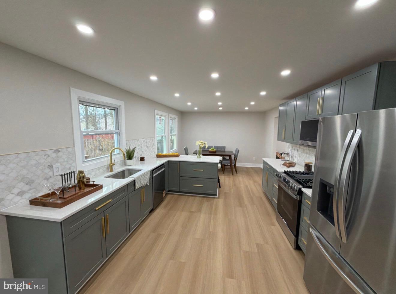 TANTALLON HILLS - Residential