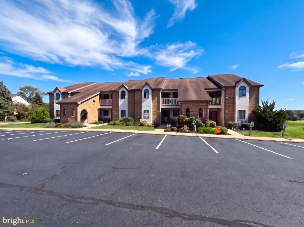 Photo of 47 Black Oak Drive, LANCASTER, PA 17602 (MLS # PALA2095310)