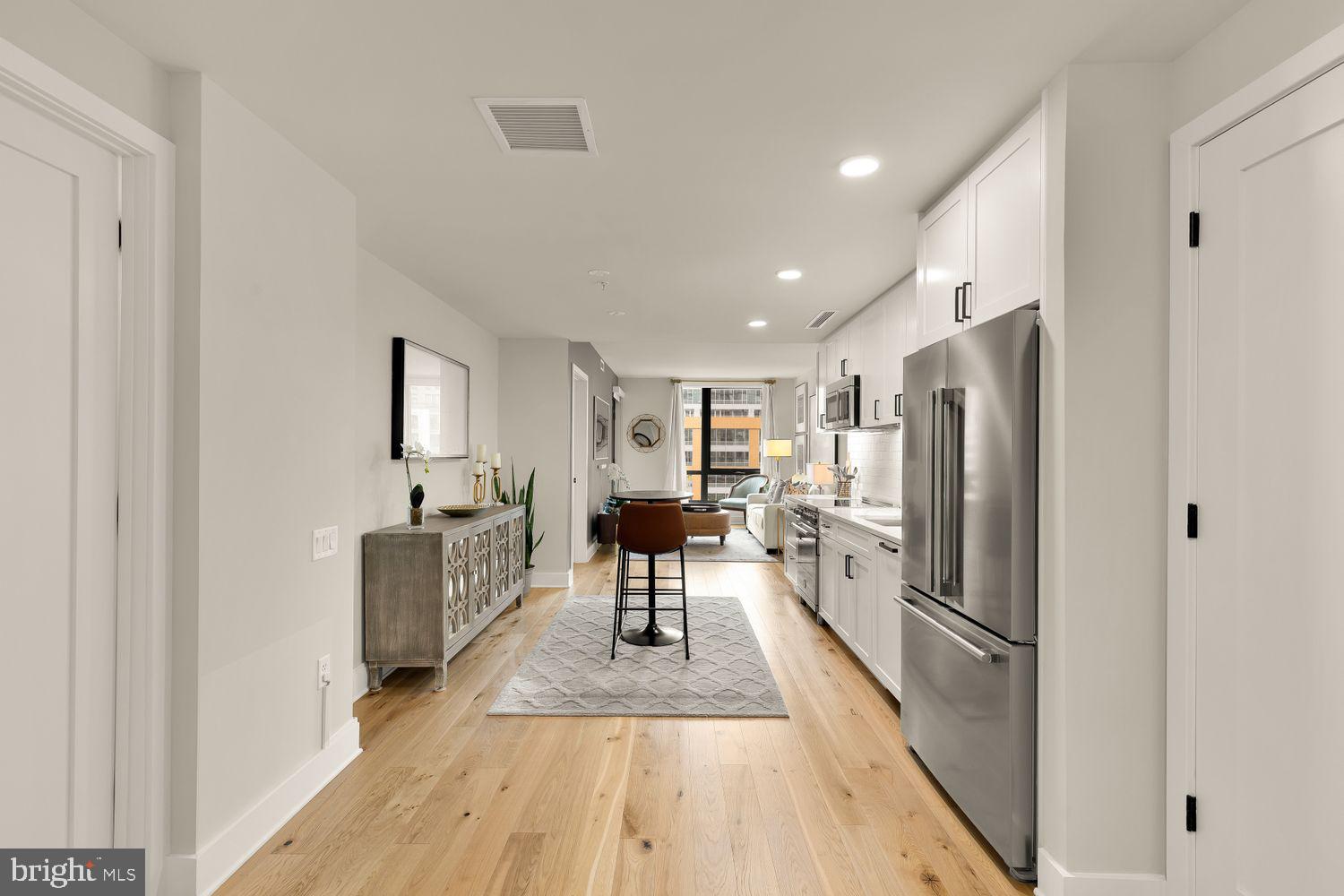1211 VAN STREET SE 608