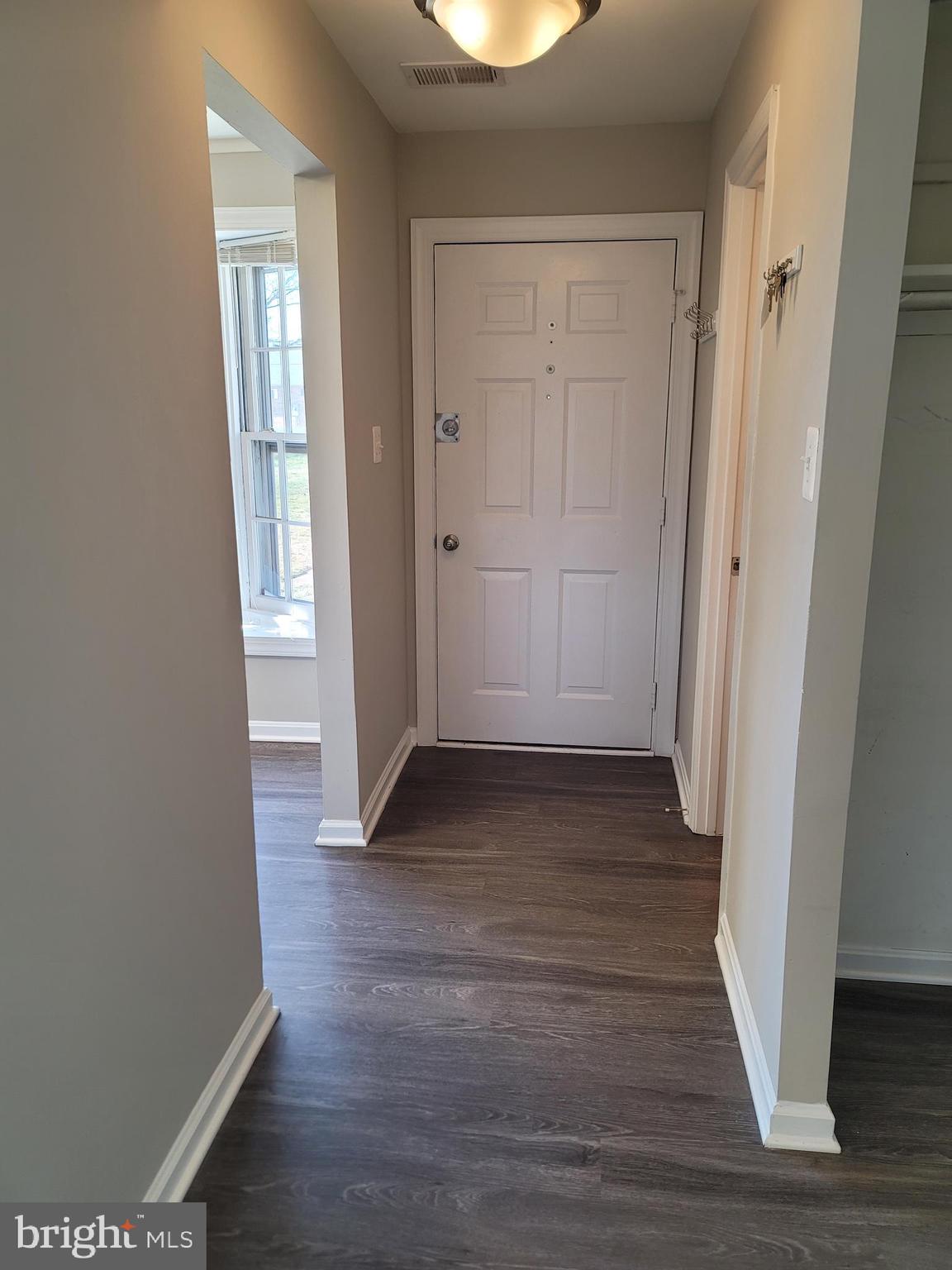 ASHTON GLEN - Residential Lease