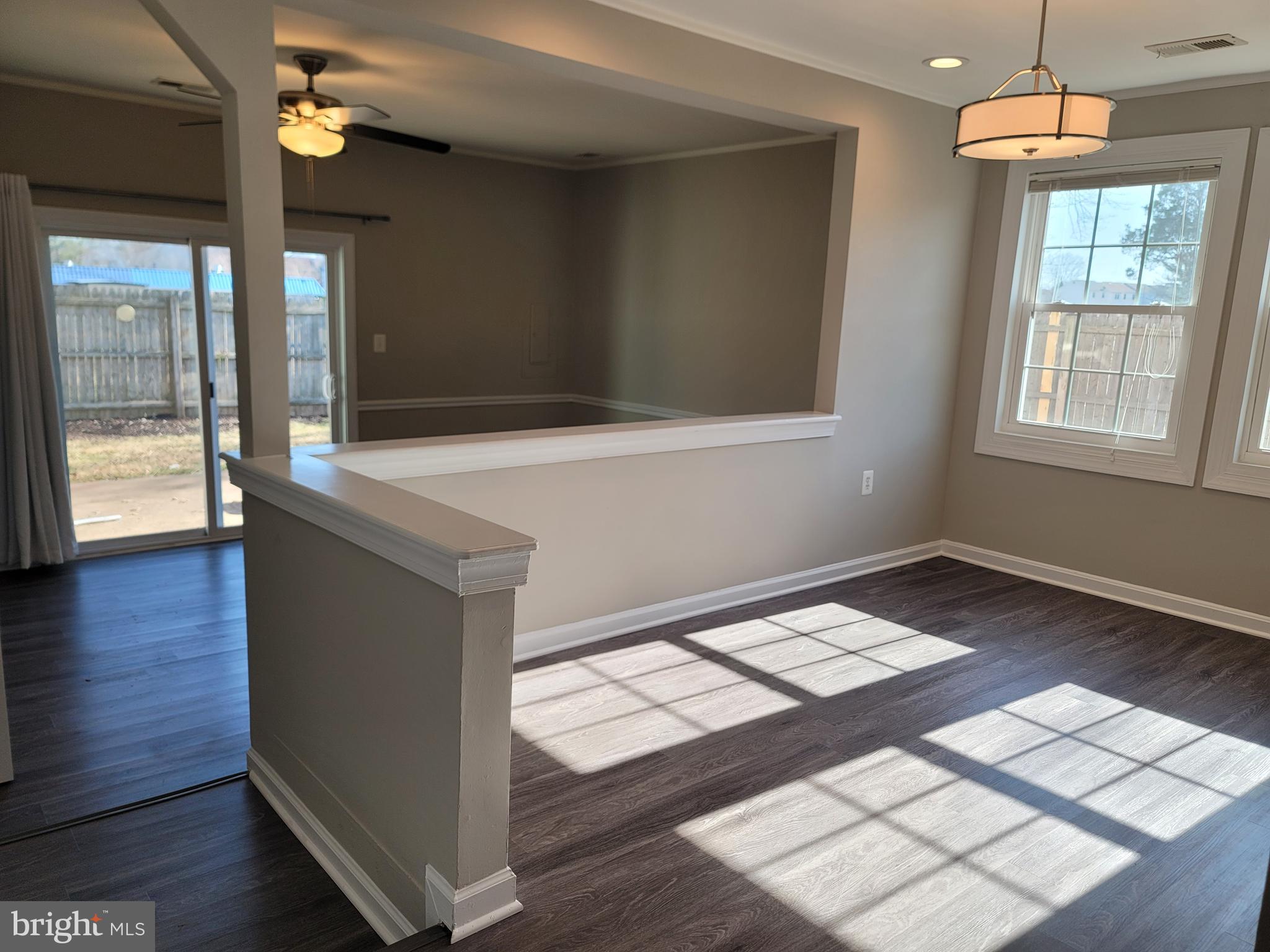 ASHTON GLEN - Residential Lease