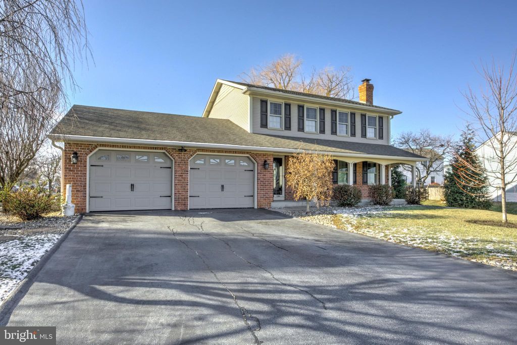 Photo of 300 Willow Lane, NEW HOLLAND, PA 17557 (MLS # PALA2062604)