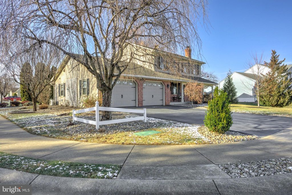 Photo of 300 Willow Lane, NEW HOLLAND, PA 17557 (MLS # PALA2062604)