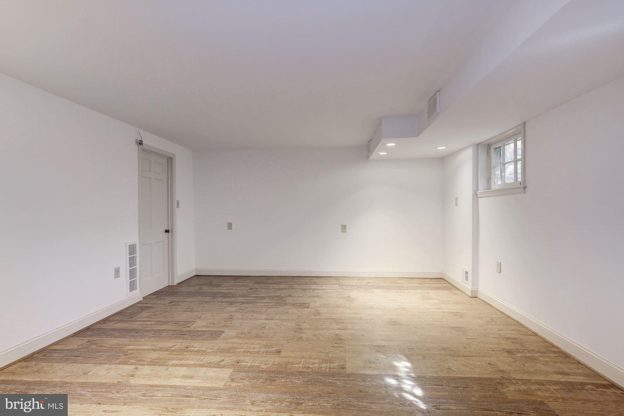 FERNSHIRE FARMS - Residential