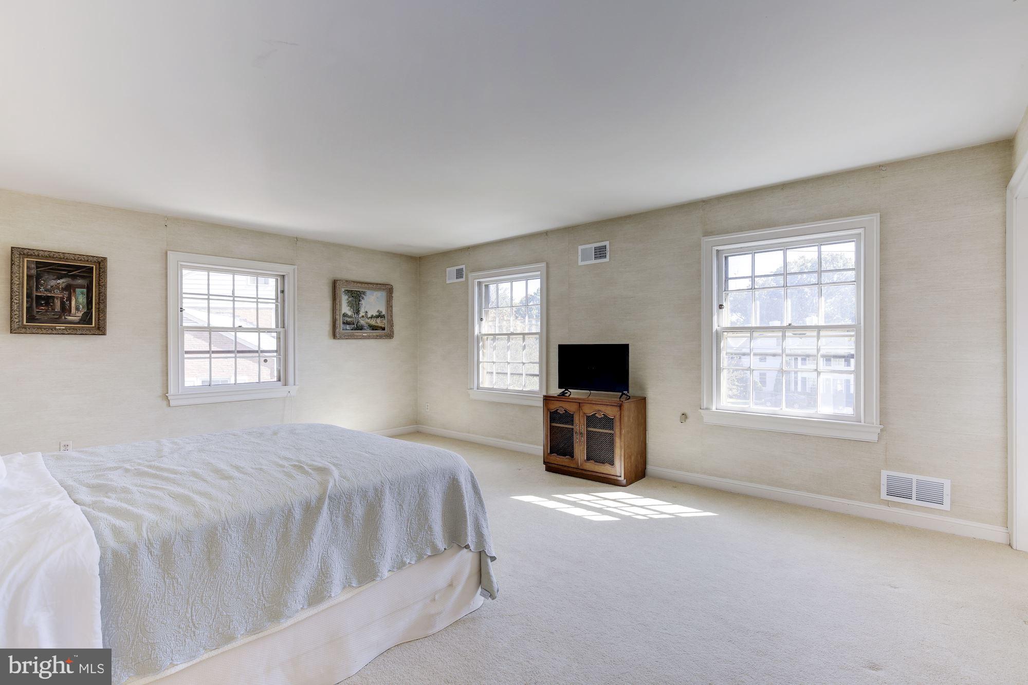 FERNSHIRE FARMS - Residential