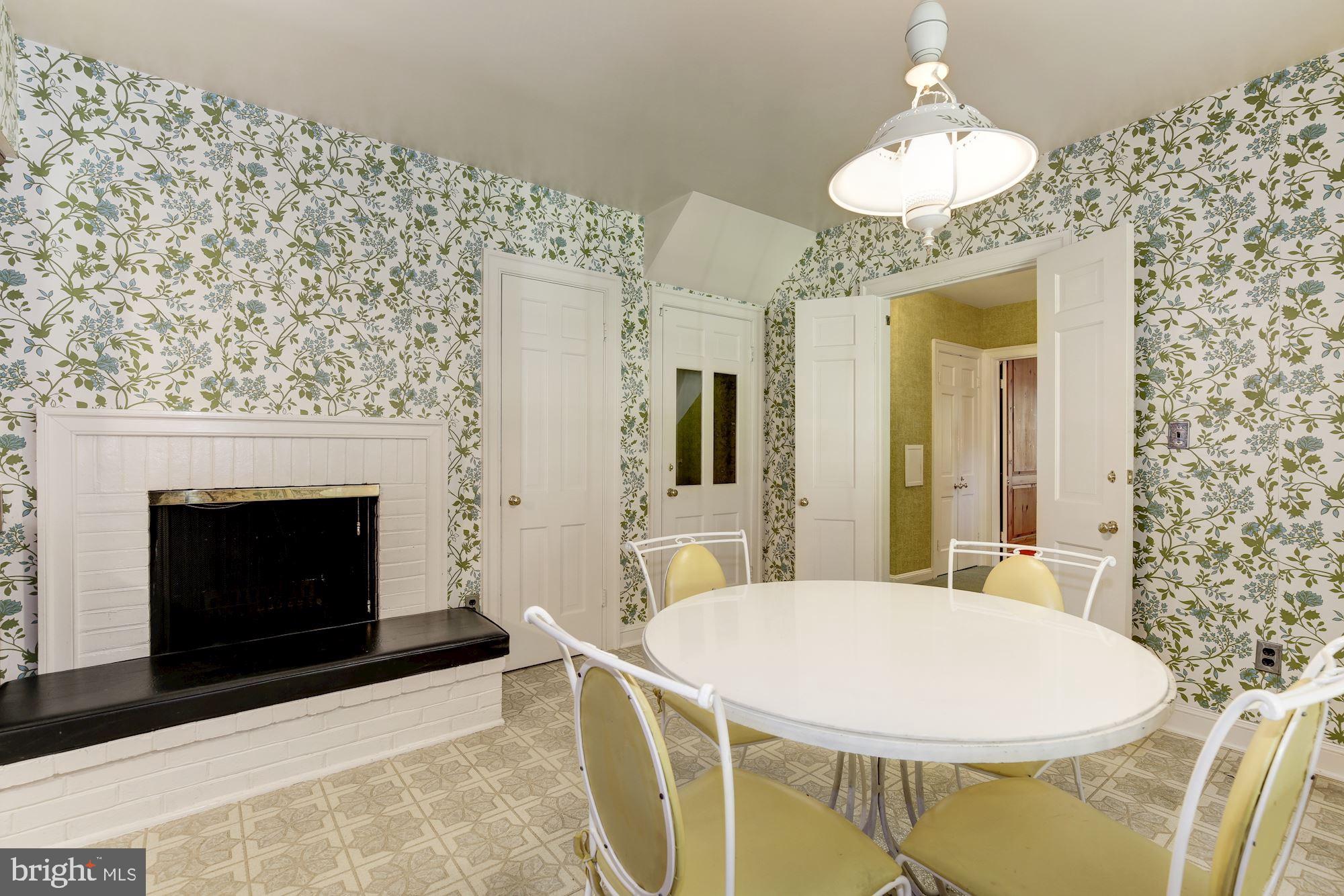 FERNSHIRE FARMS - Residential