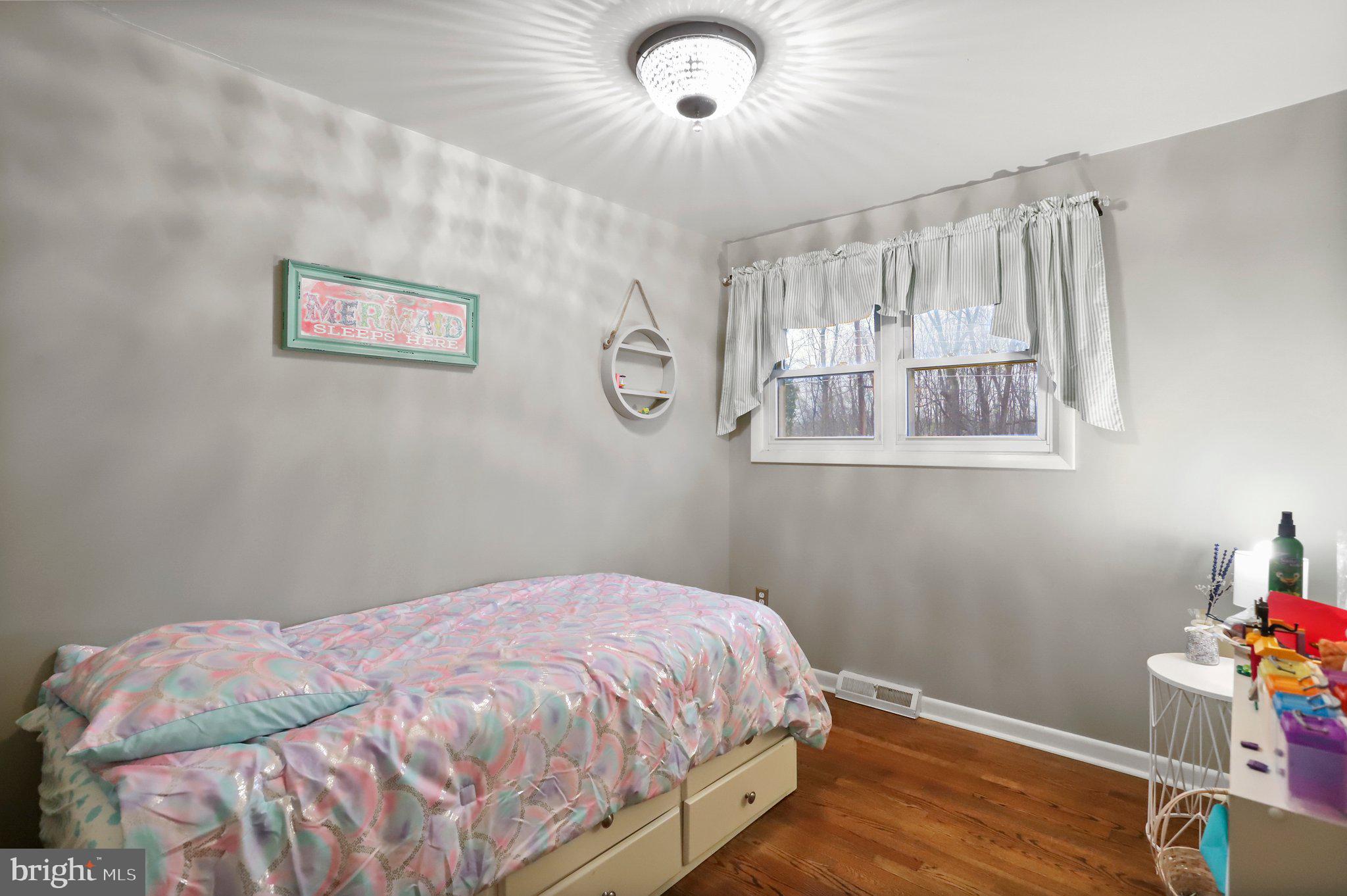 HALFWAY AREA - Residential