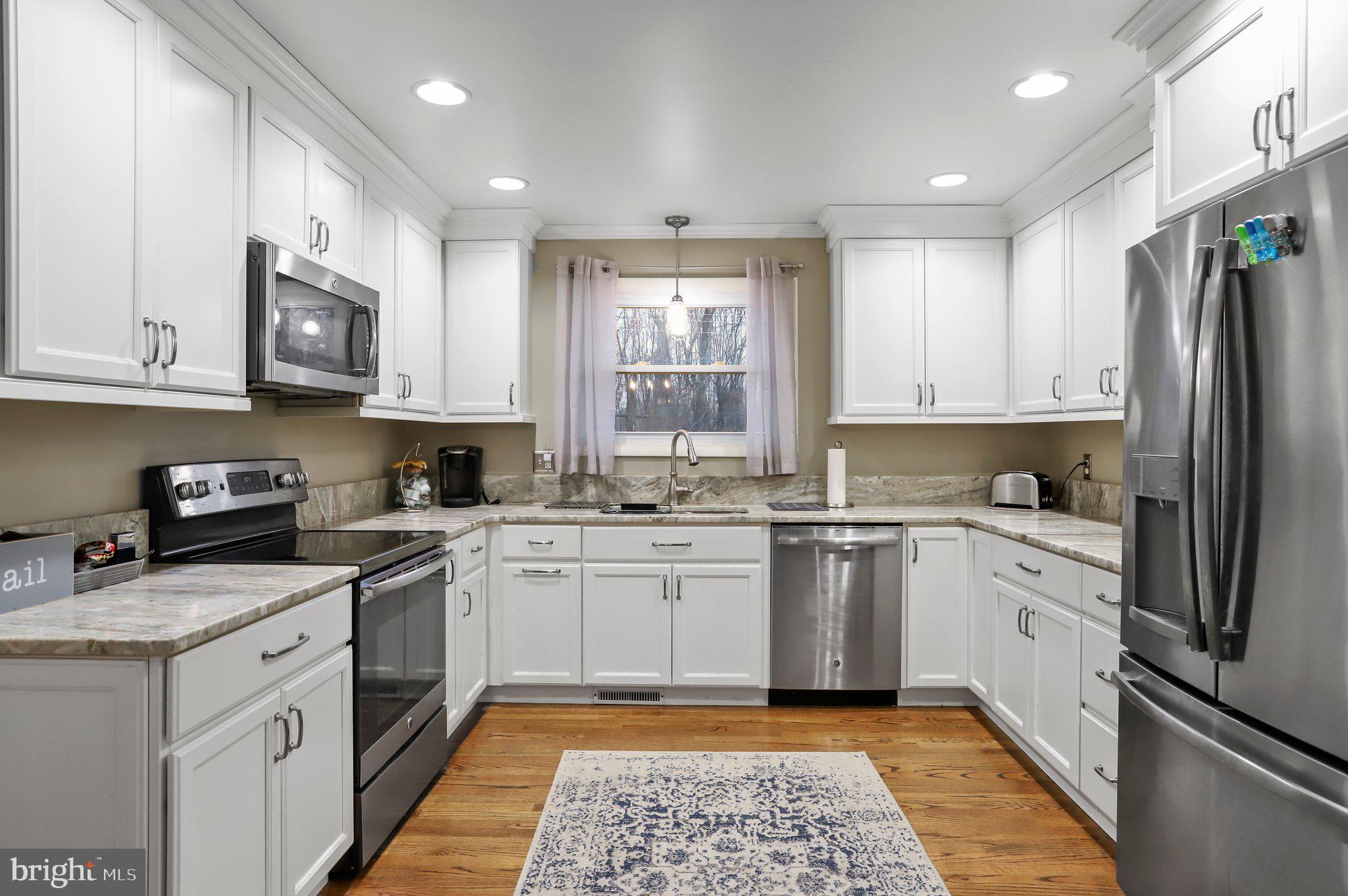 HALFWAY AREA - Residential