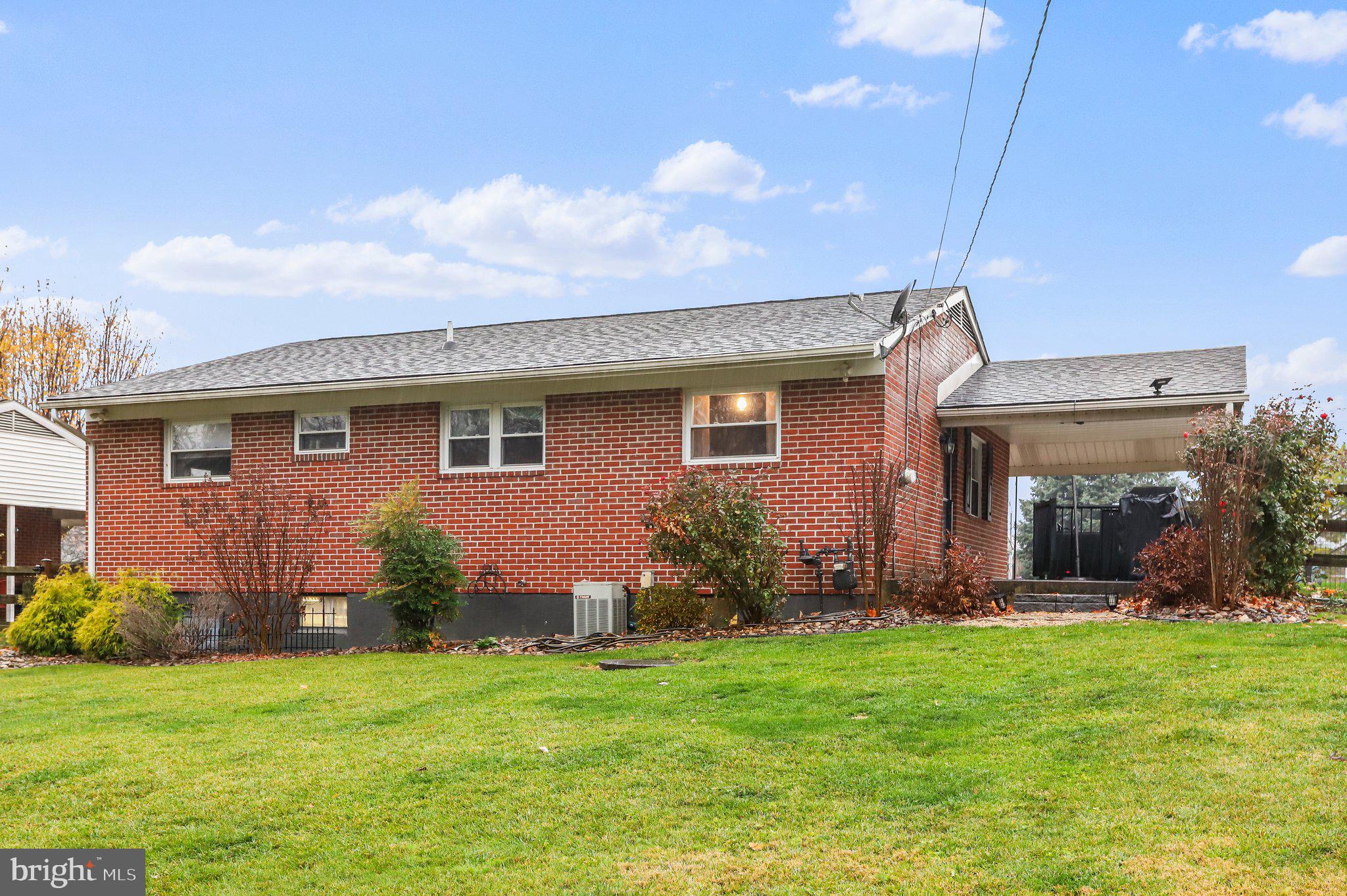 HALFWAY AREA - Residential