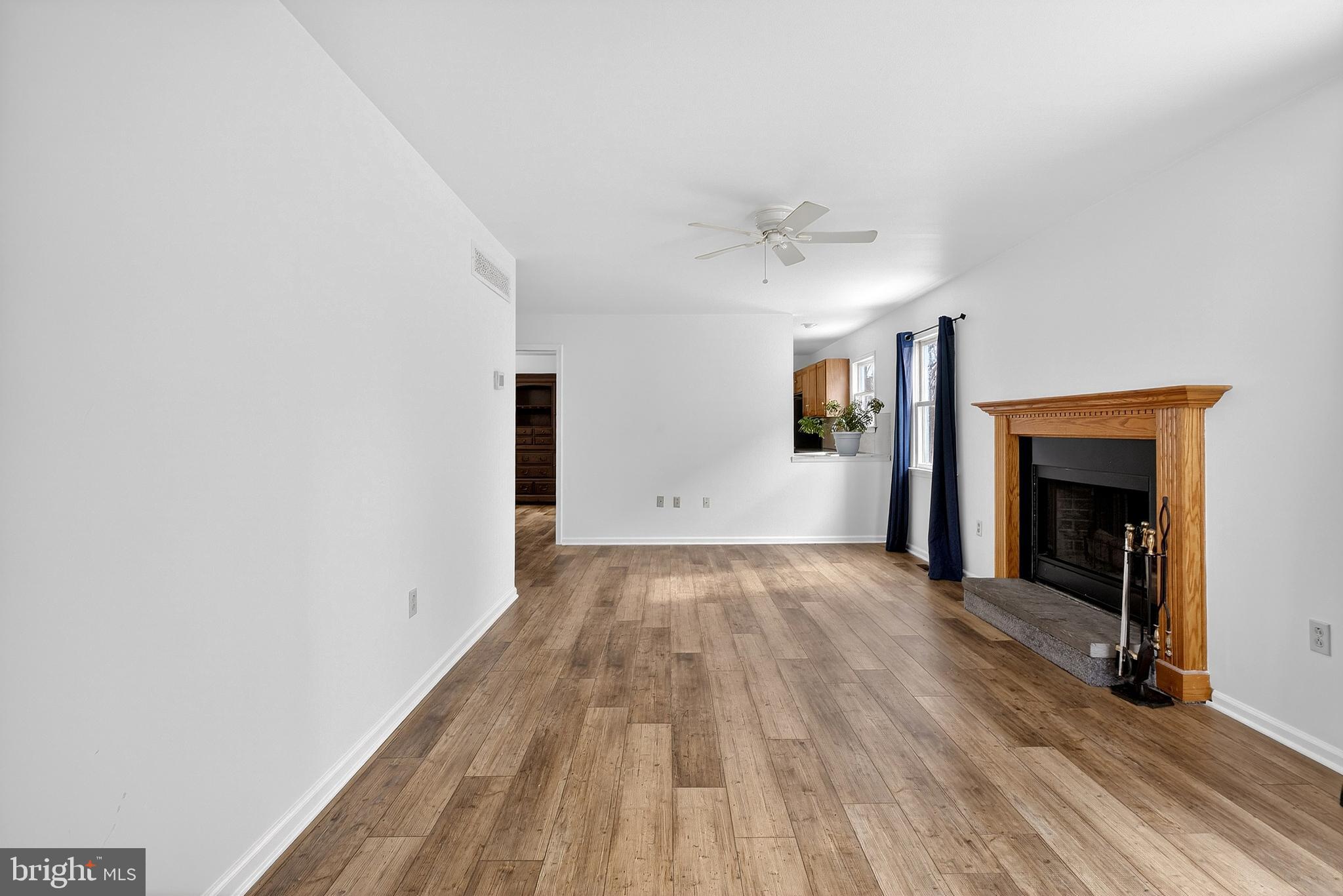 UPLAND VIL - Residential