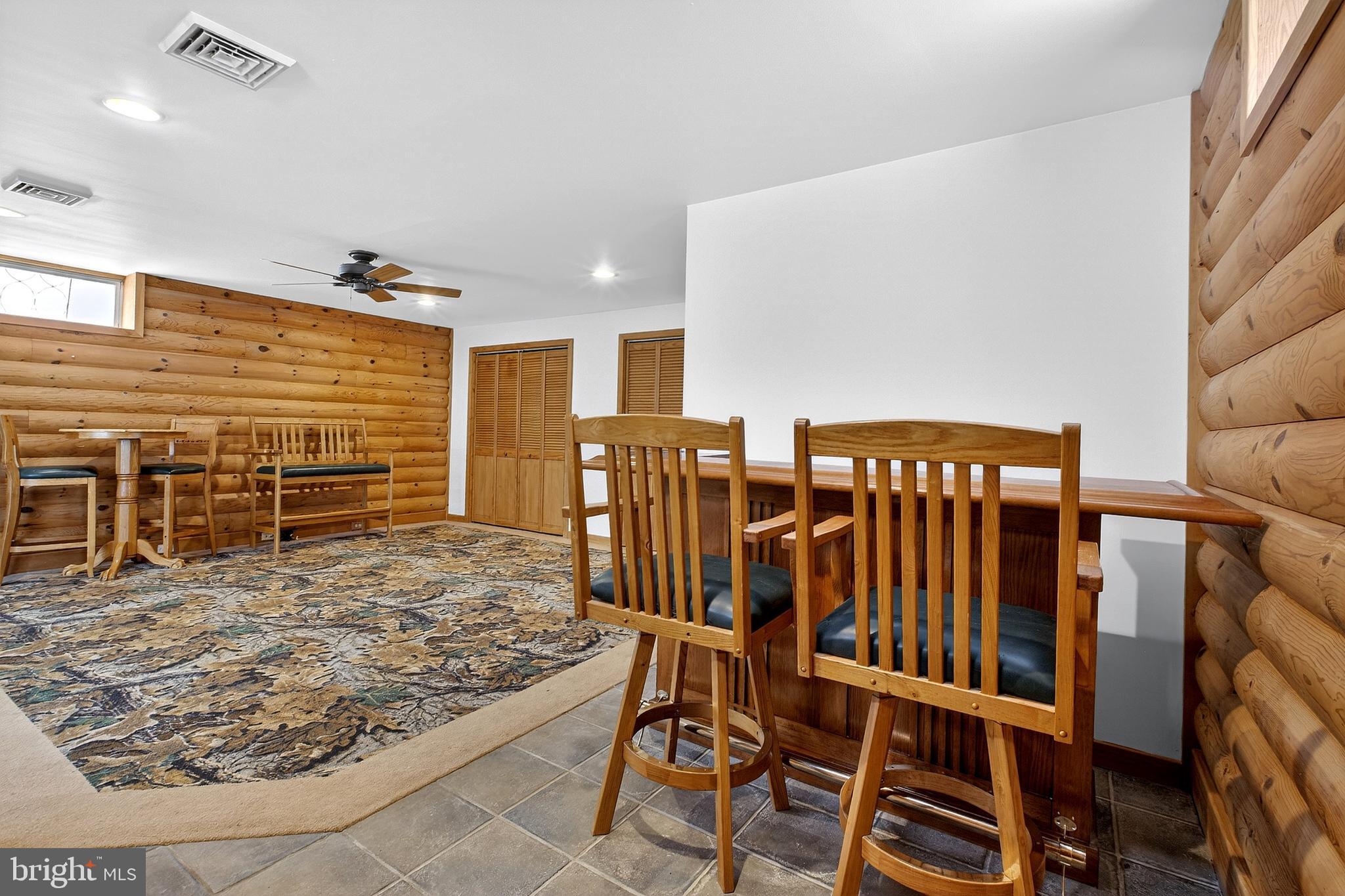 UPLAND VIL - Residential