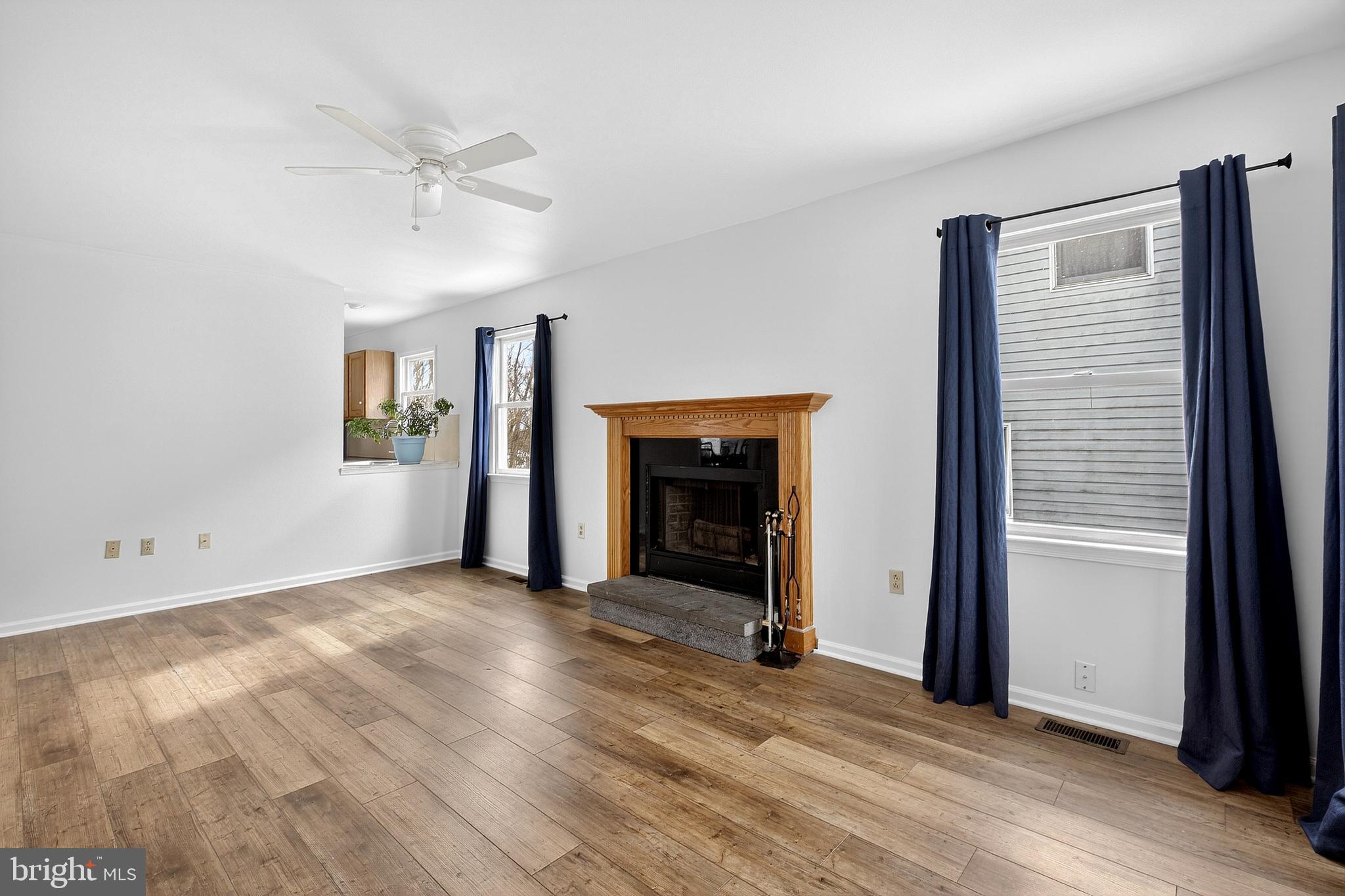 UPLAND VIL - Residential