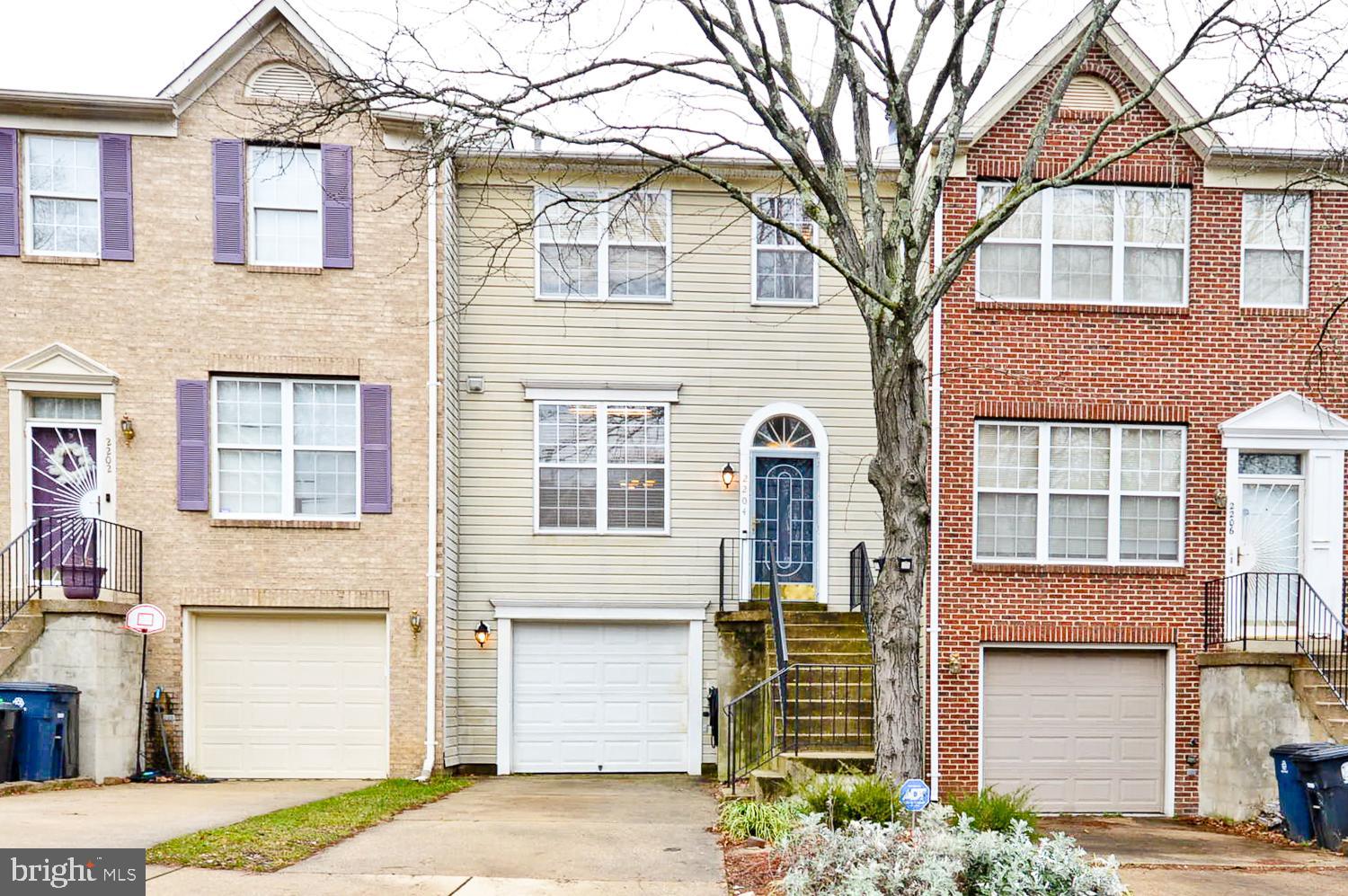 WOOD CREST - Residential