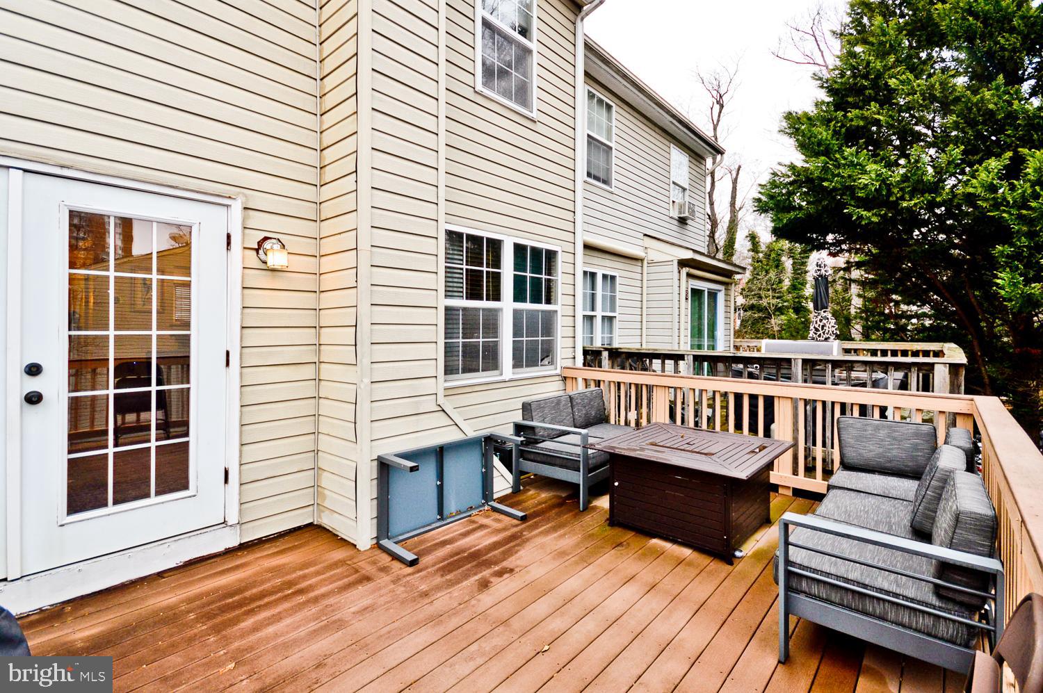 WOOD CREST - Residential