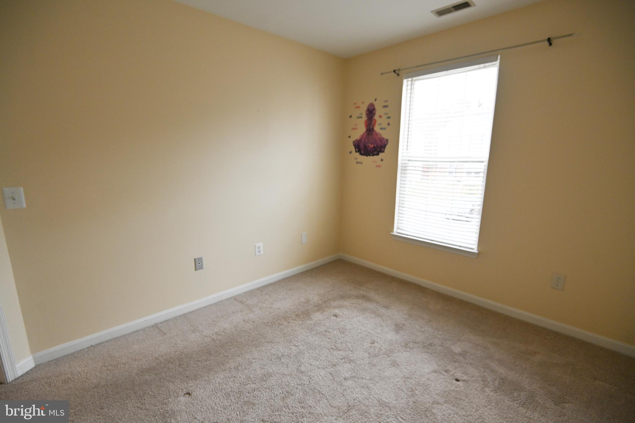 SEVEN OAKS - Residential Lease