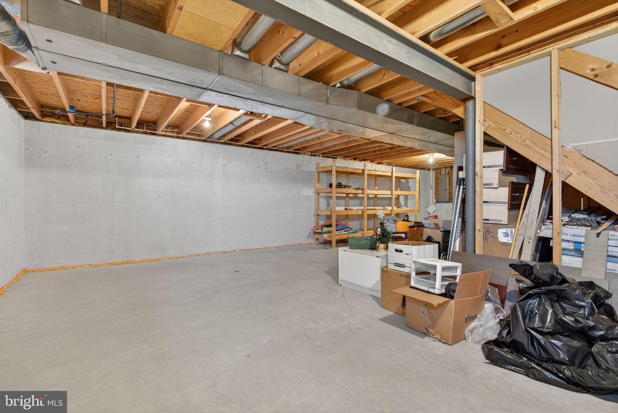 KENDALE HEIGHTS - Residential