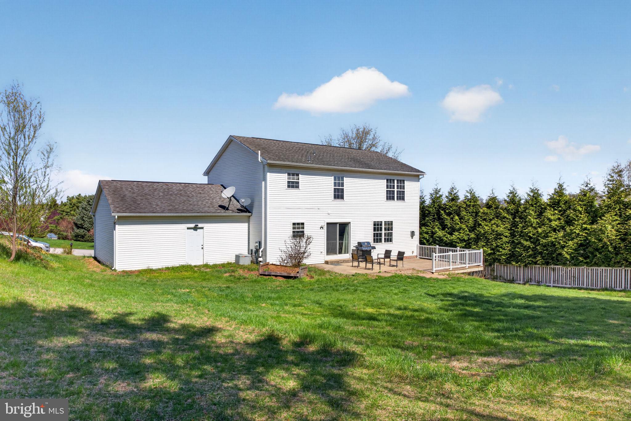 KENDALE HEIGHTS - Residential