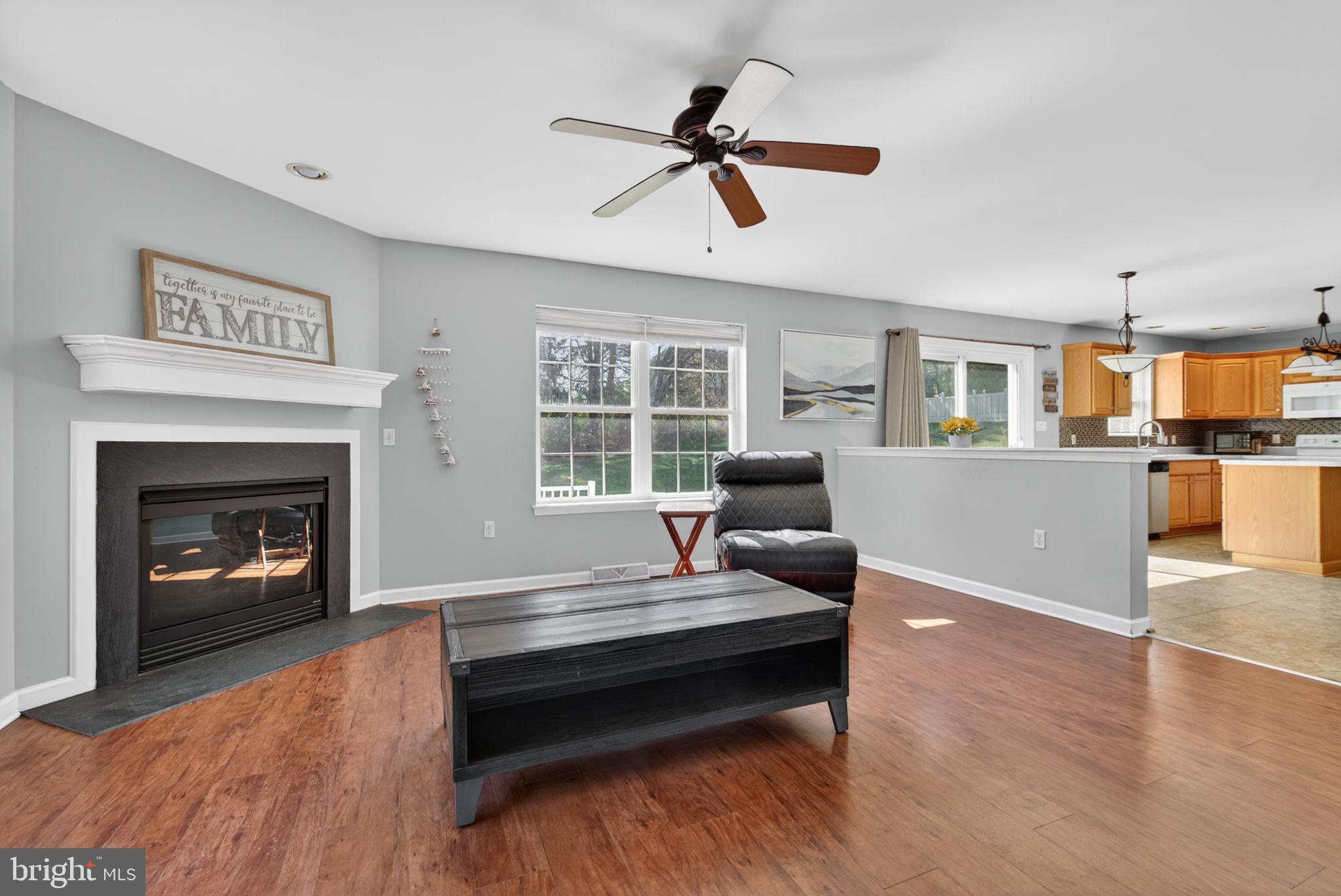 KENDALE HEIGHTS - Residential