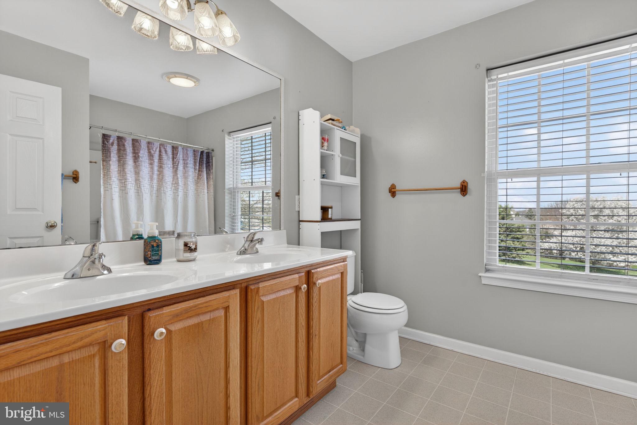 KENDALE HEIGHTS - Residential