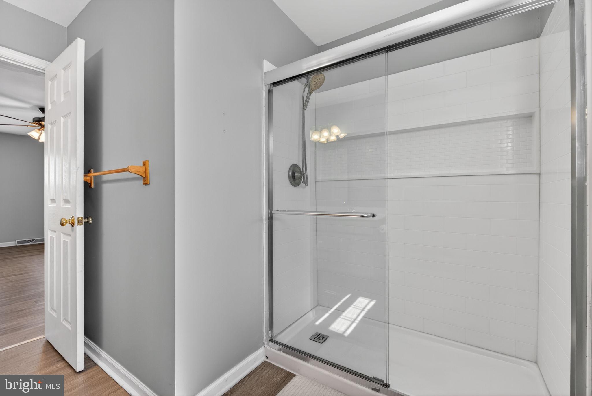 KENDALE HEIGHTS - Residential