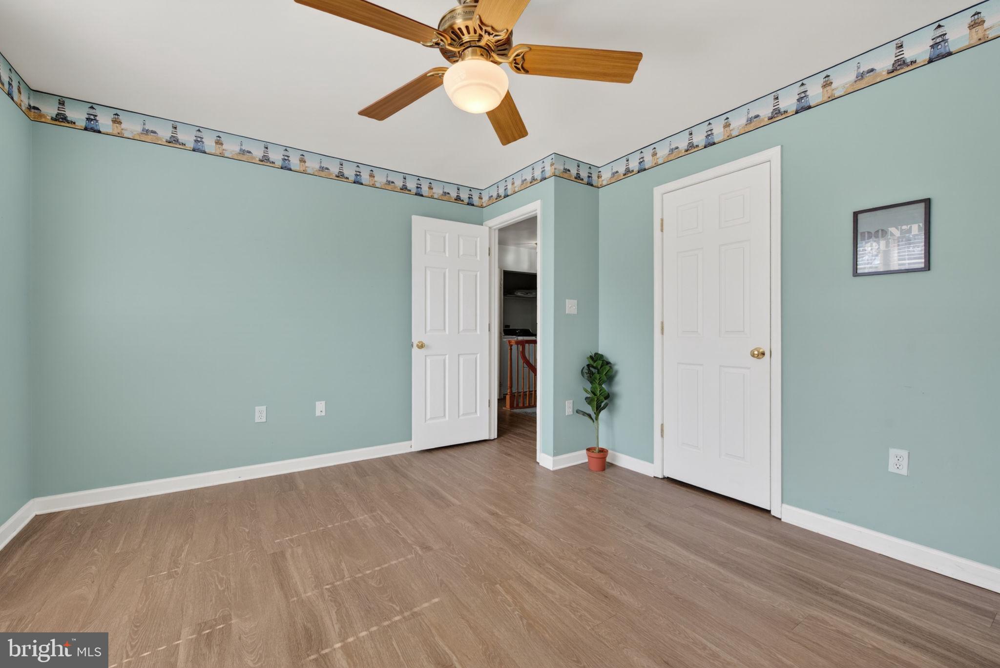 KENDALE HEIGHTS - Residential