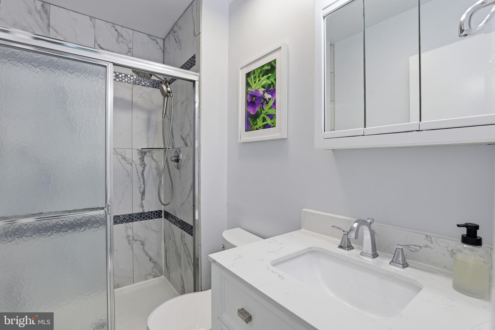 GLEN ORA - Residential