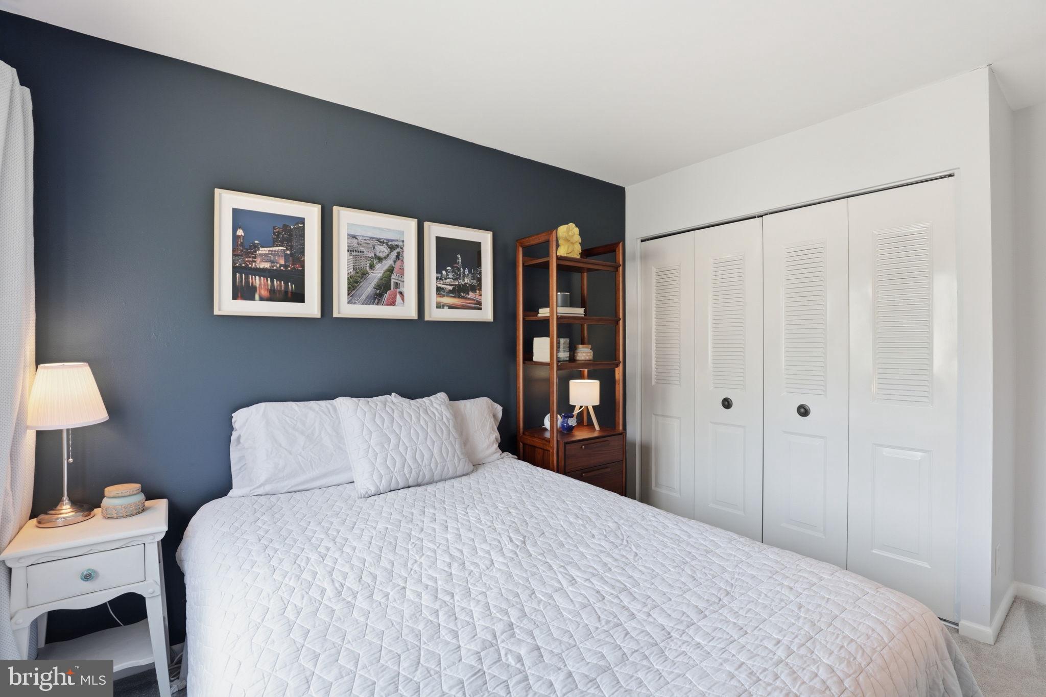 GLEN ORA - Residential