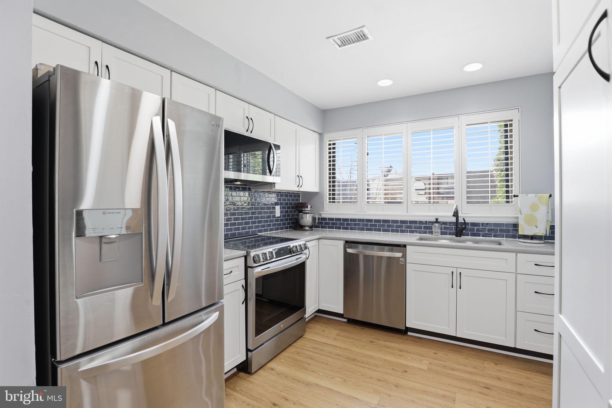 GLEN ORA - Residential