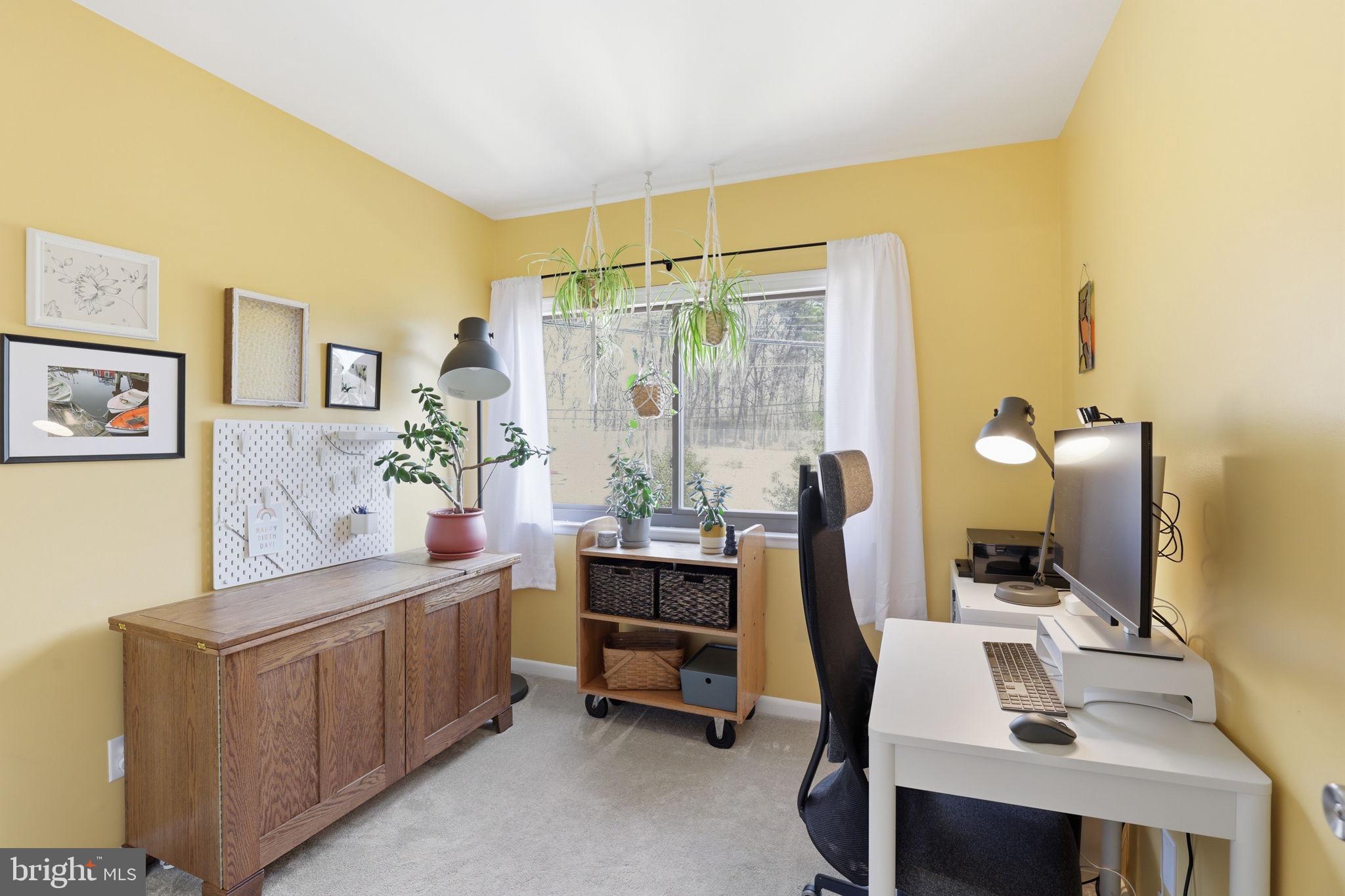 GLEN ORA - Residential