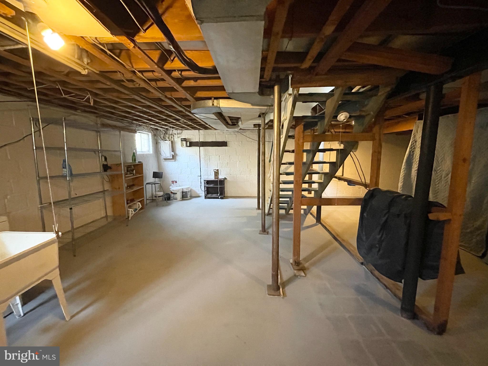 MAPLEWOOD - Residential Lease