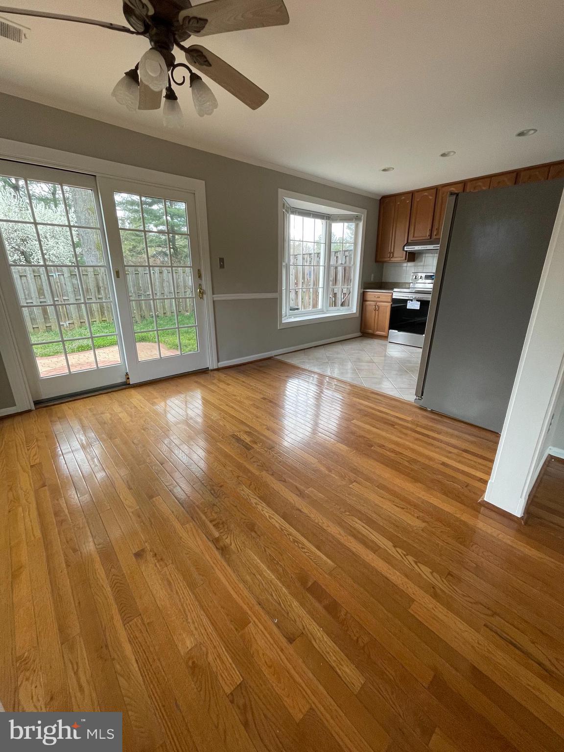 LAKE BRADDOCK - Residential Lease