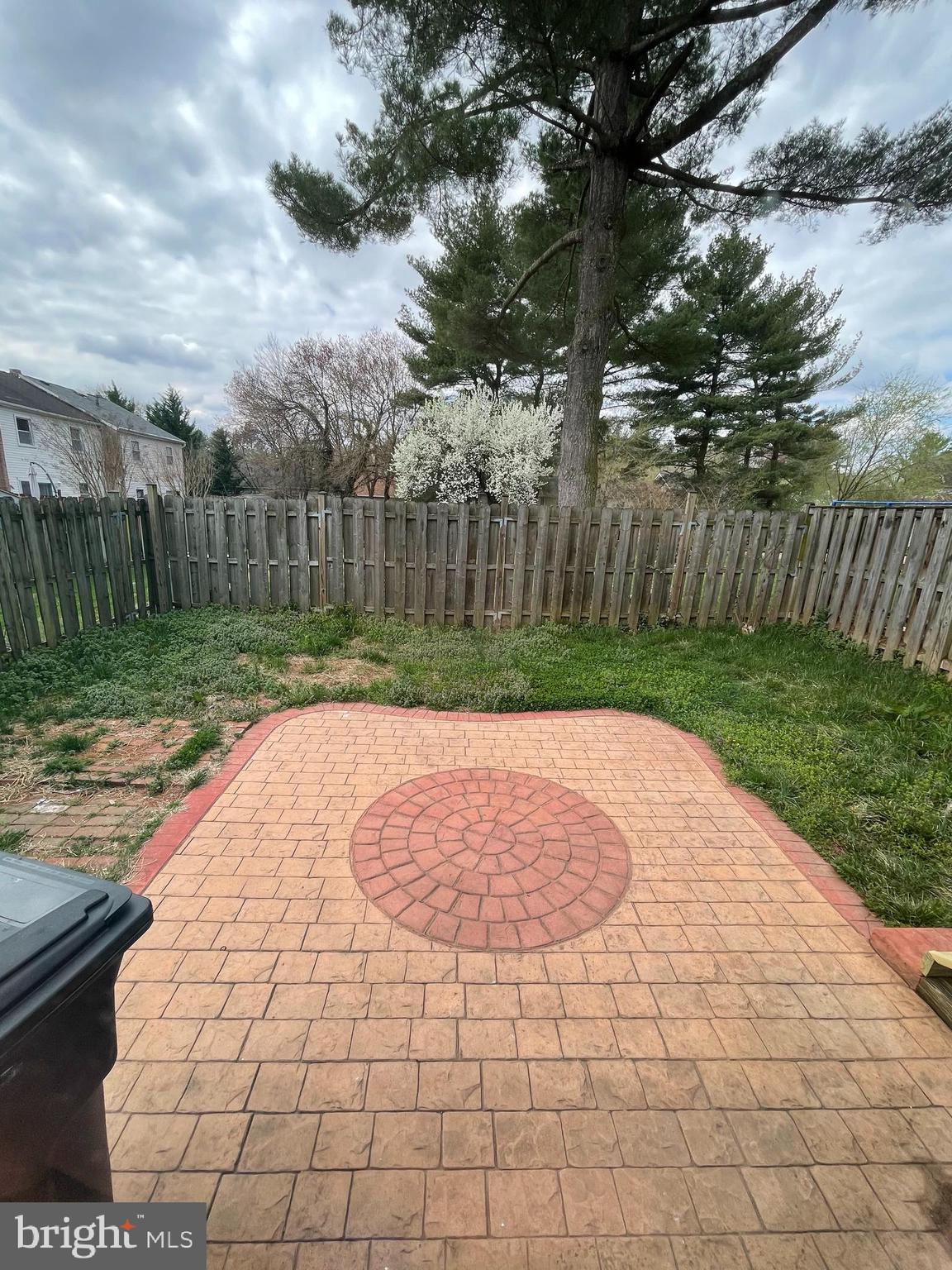 LAKE BRADDOCK - Residential Lease