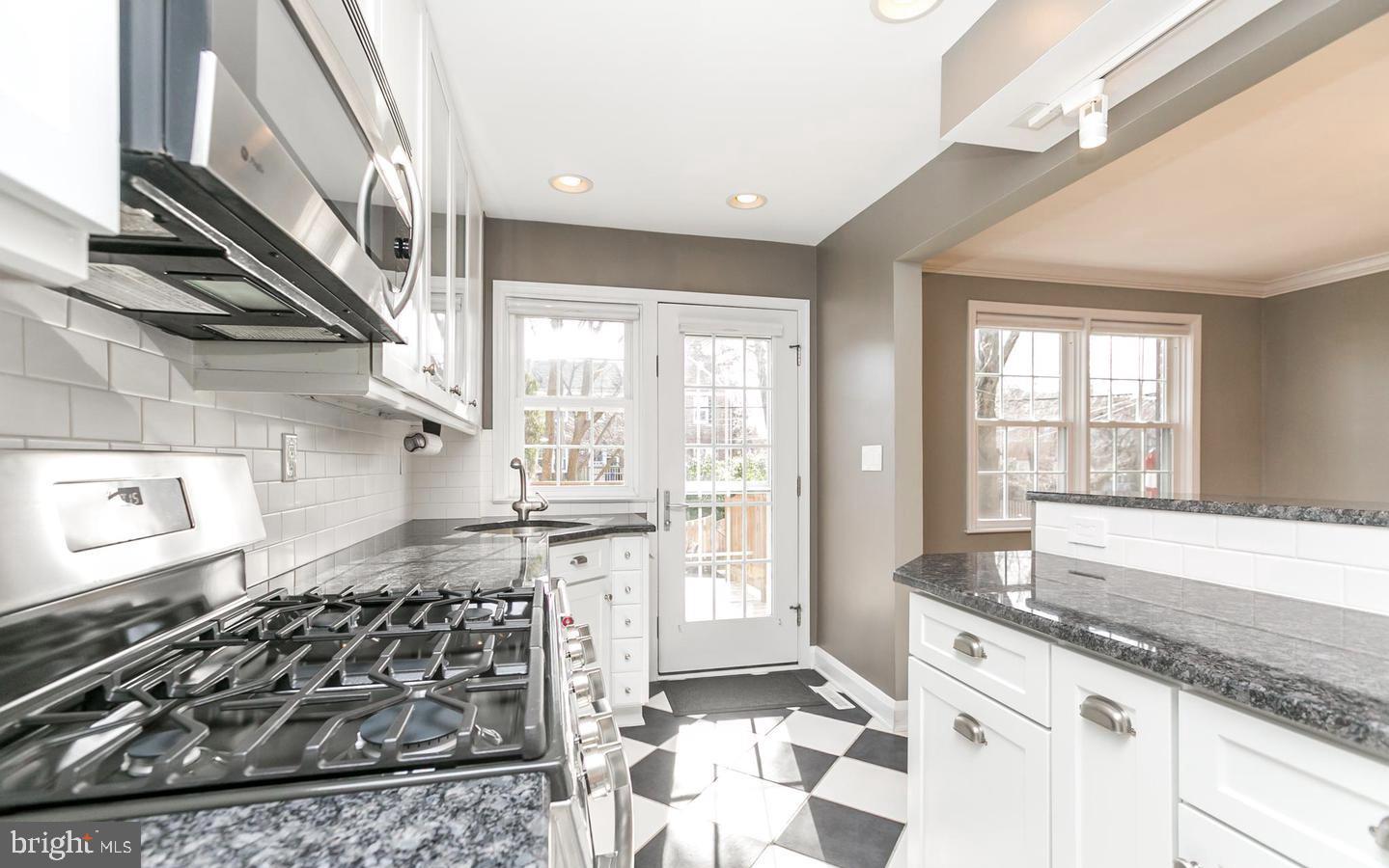 RODGERS FORGE - Residential Lease