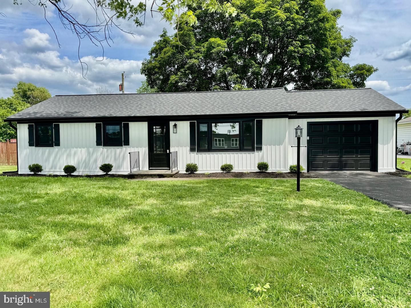 4400 MARTINSBURG PIKE